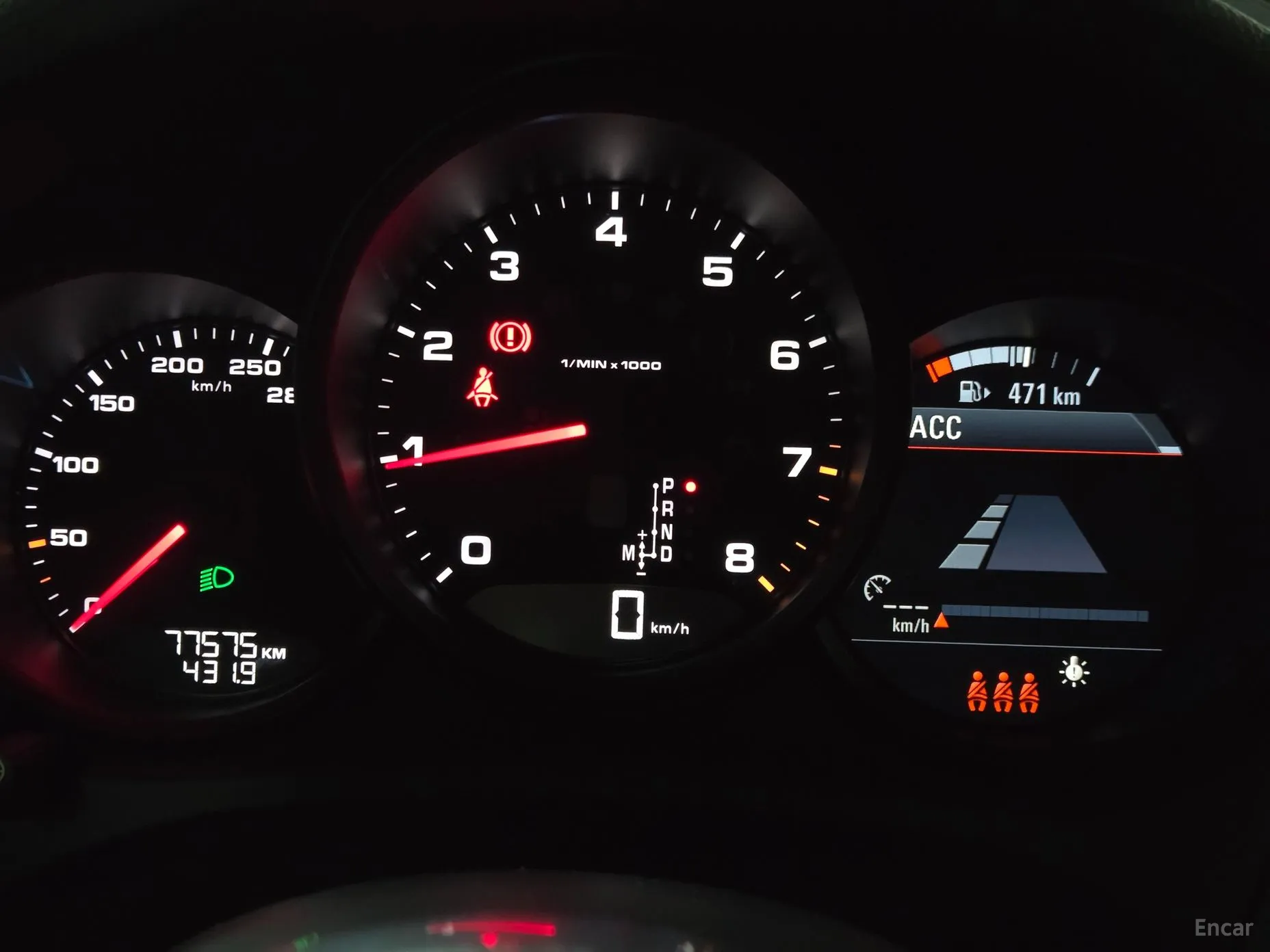Porsche Macan превью 8