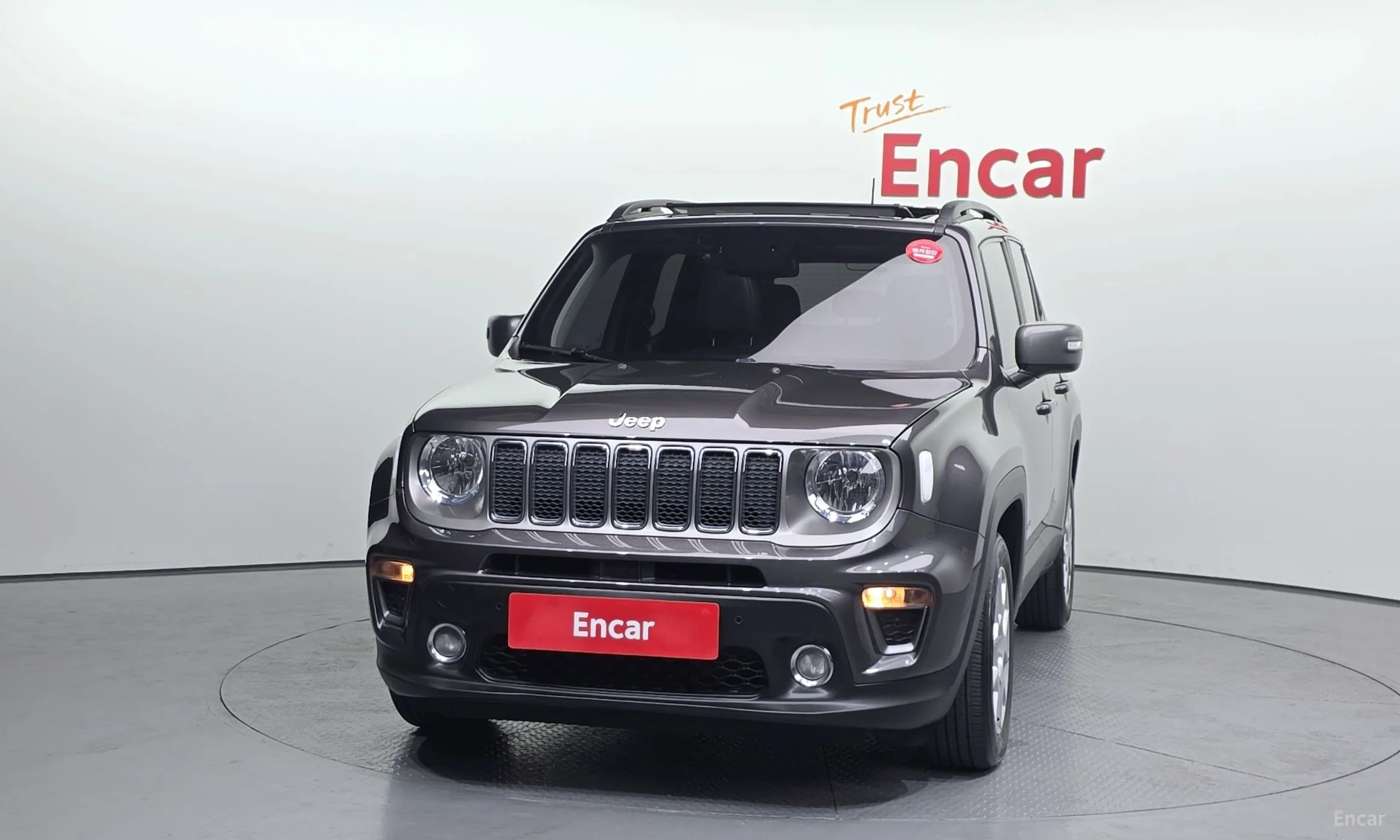 Jeep Renegade превью 3