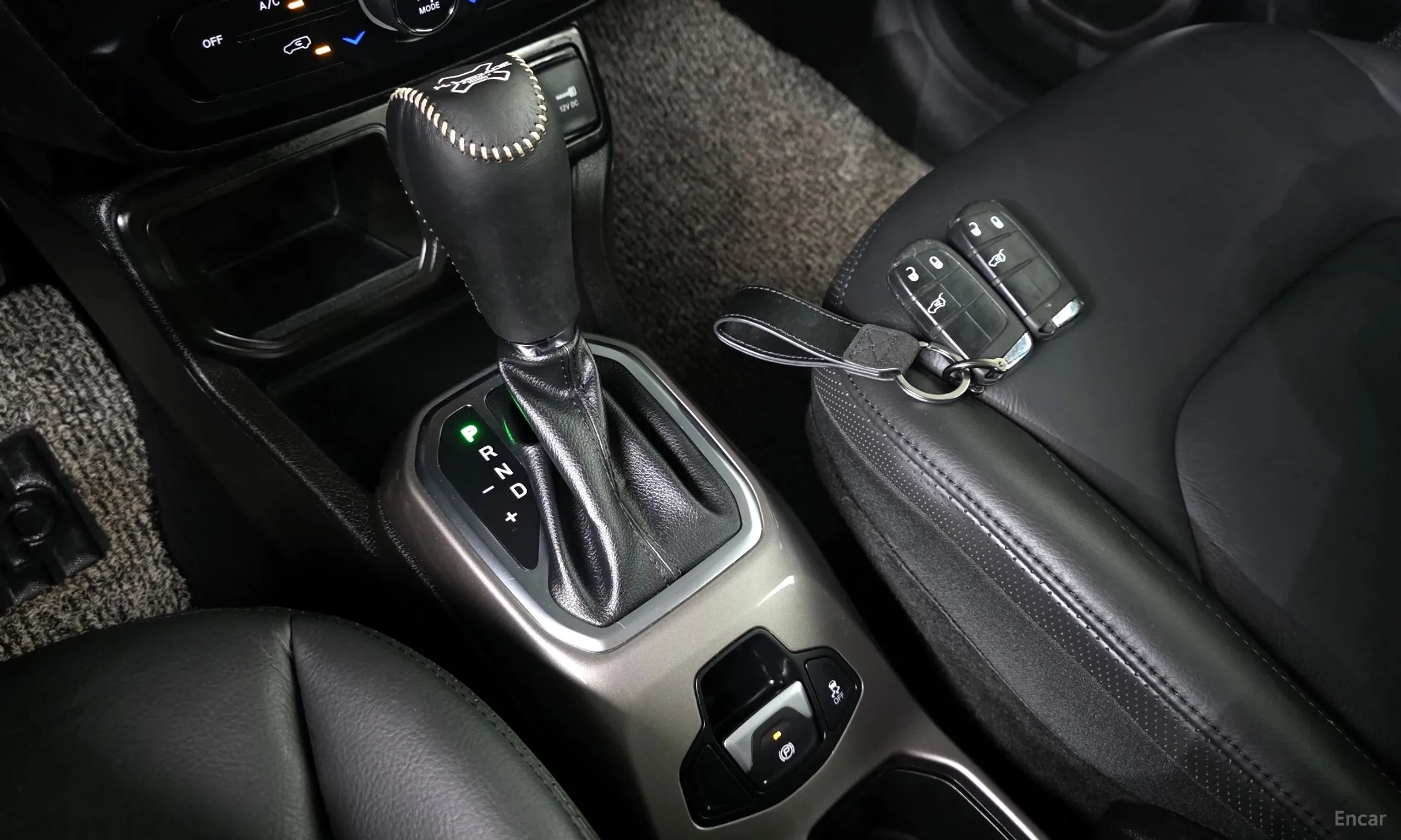 Jeep Renegade превью 9