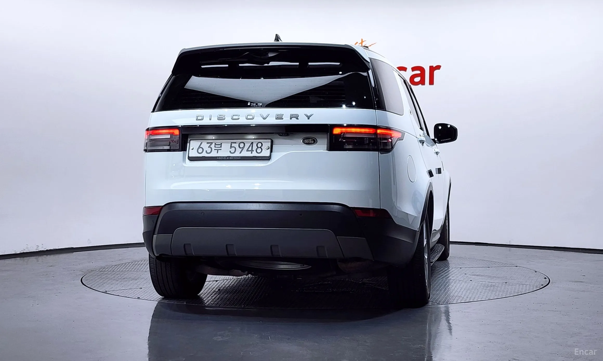 Land Rover Discovery 5 превью 4