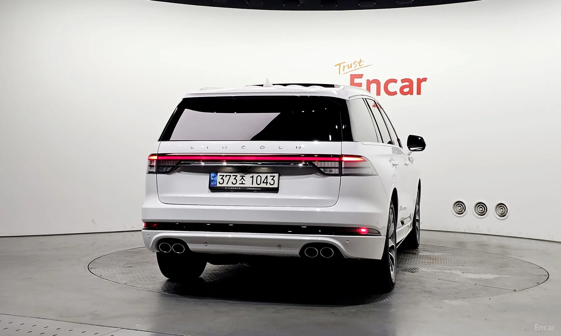 Lincoln Aviator 2nd Generation превью 4