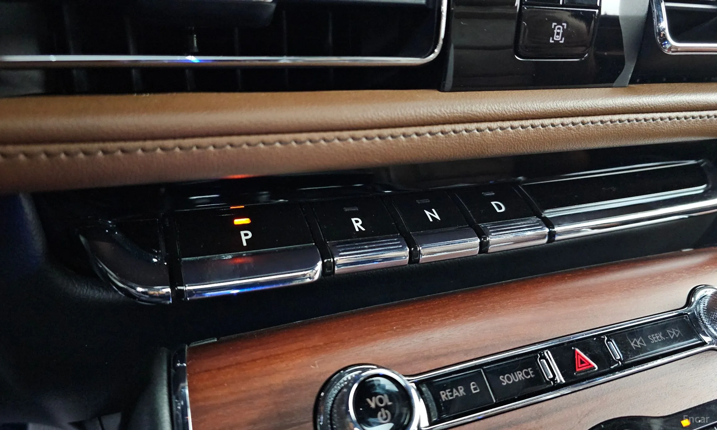 Lincoln Aviator 2nd Generation превью 9