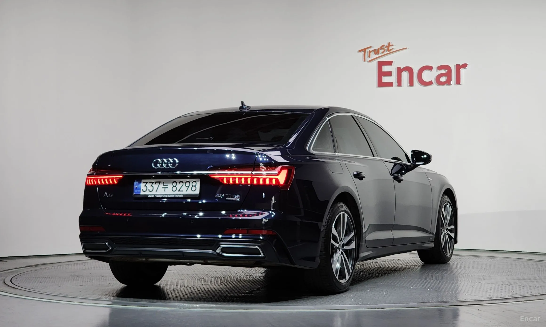 Audi A6 (C8)