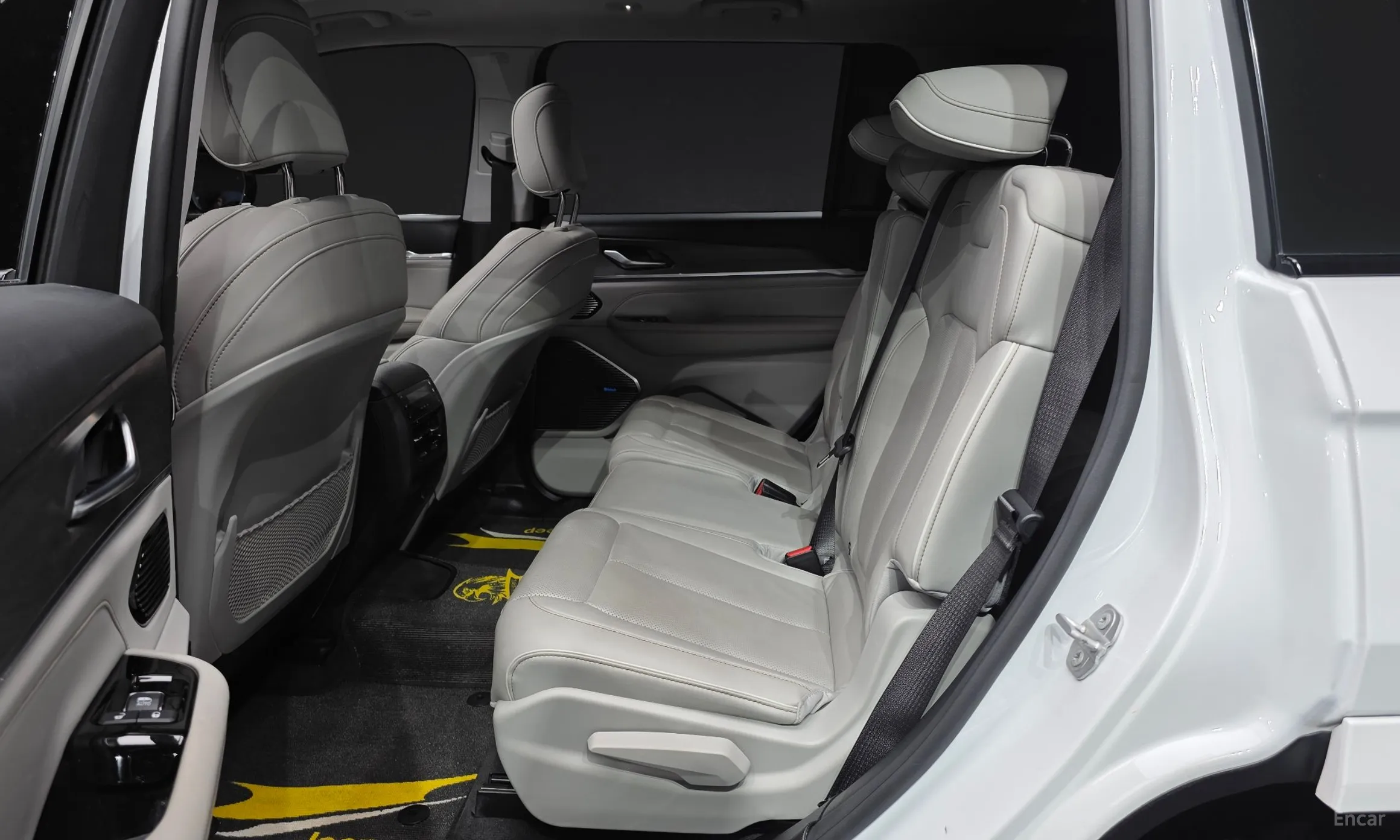 Jeep Grand Cherokee (WL) превью 12
