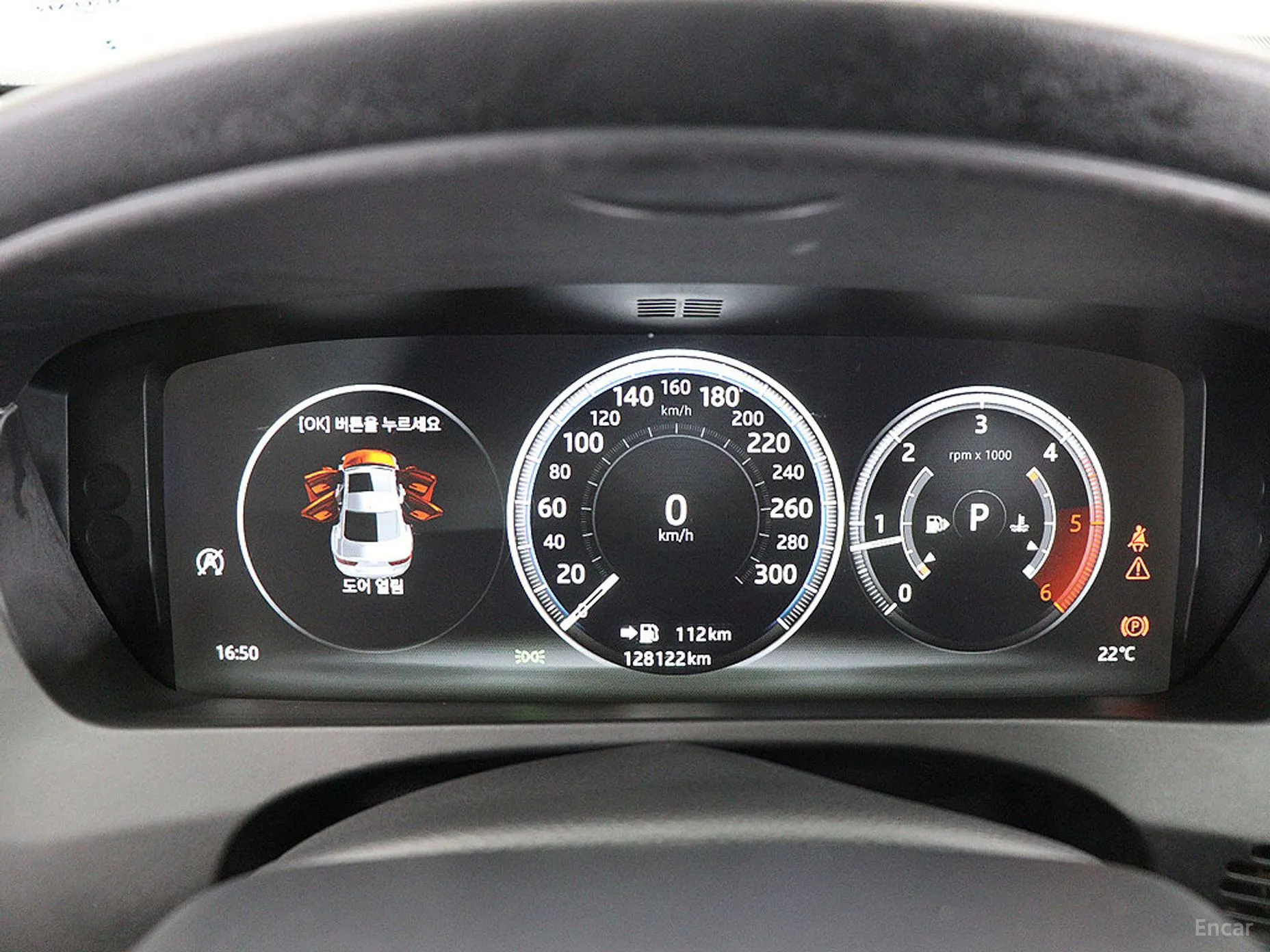 Jaguar XE превью 7