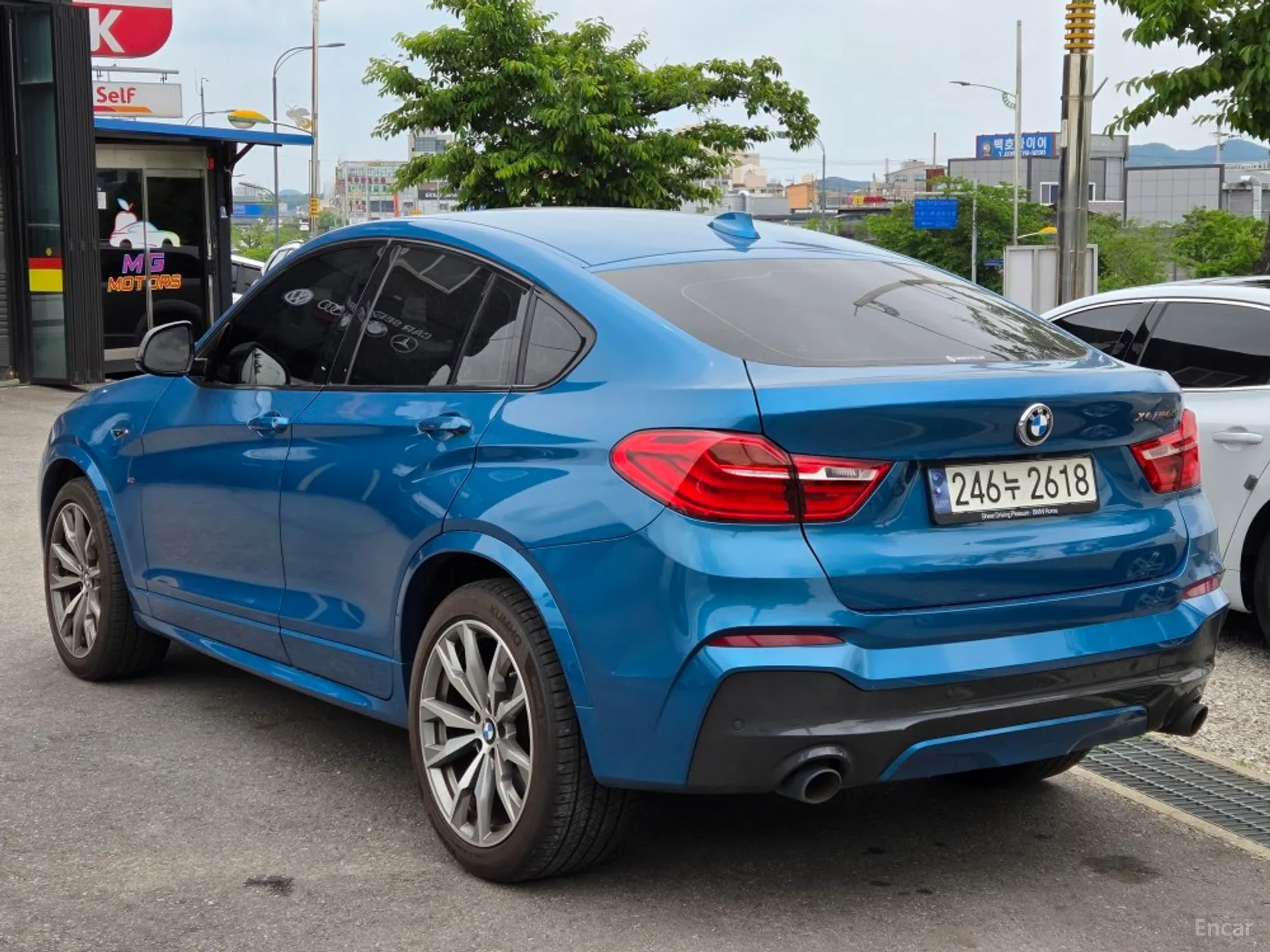 BMW X4 (F26) превью 4