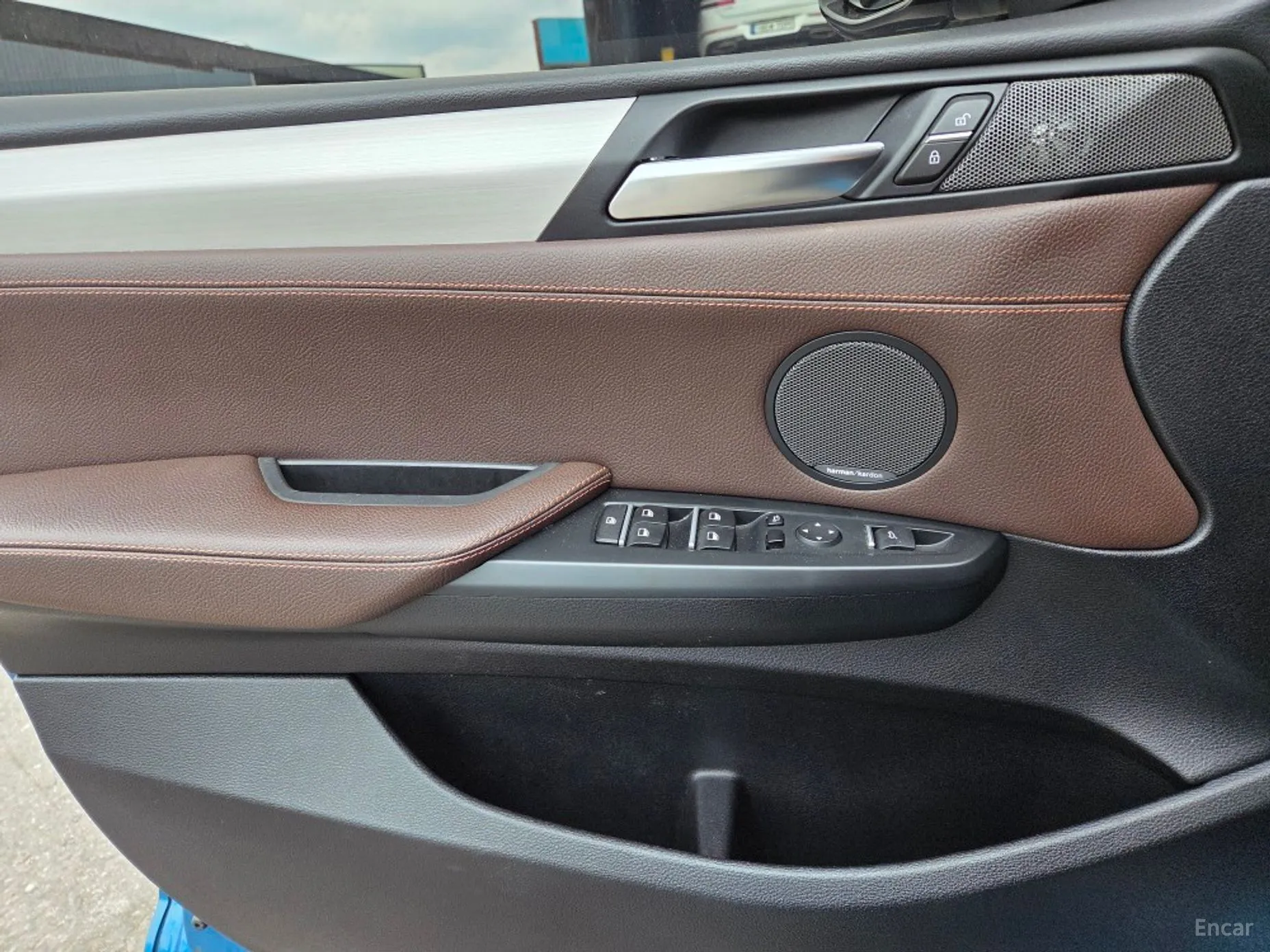 BMW X4 (F26) превью 5