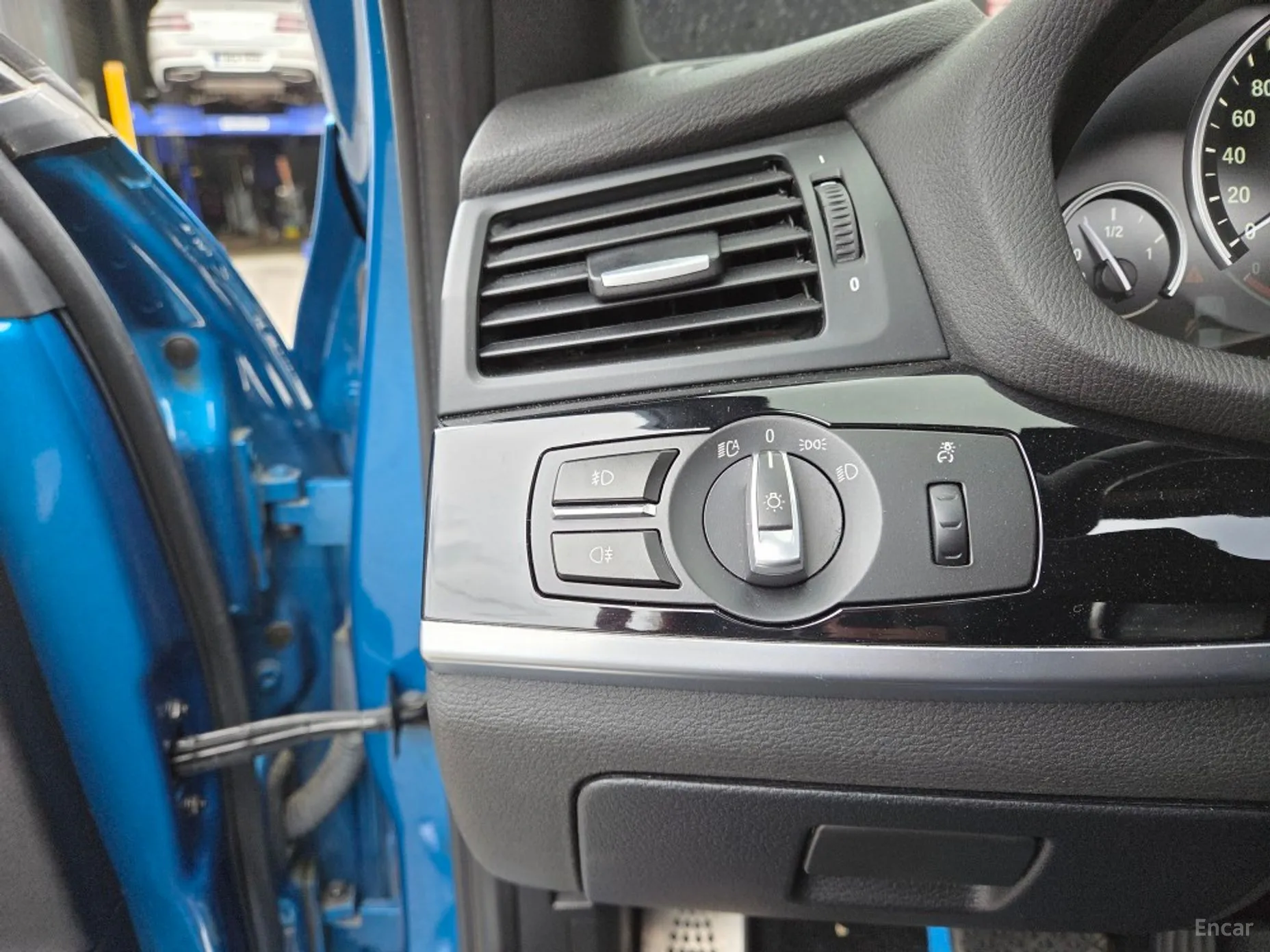 BMW X4 (F26) превью 6