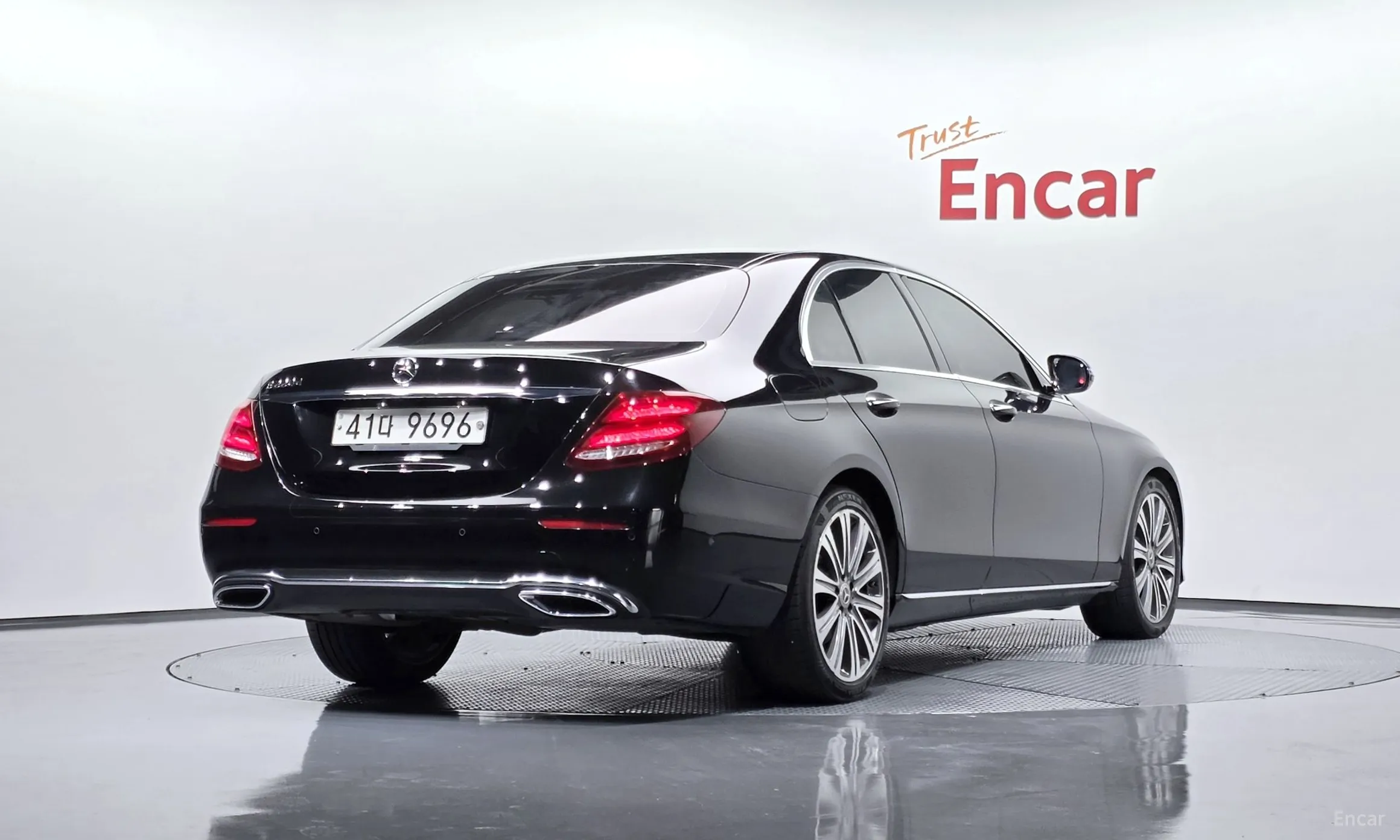 Mercedes Benz E-Class W213