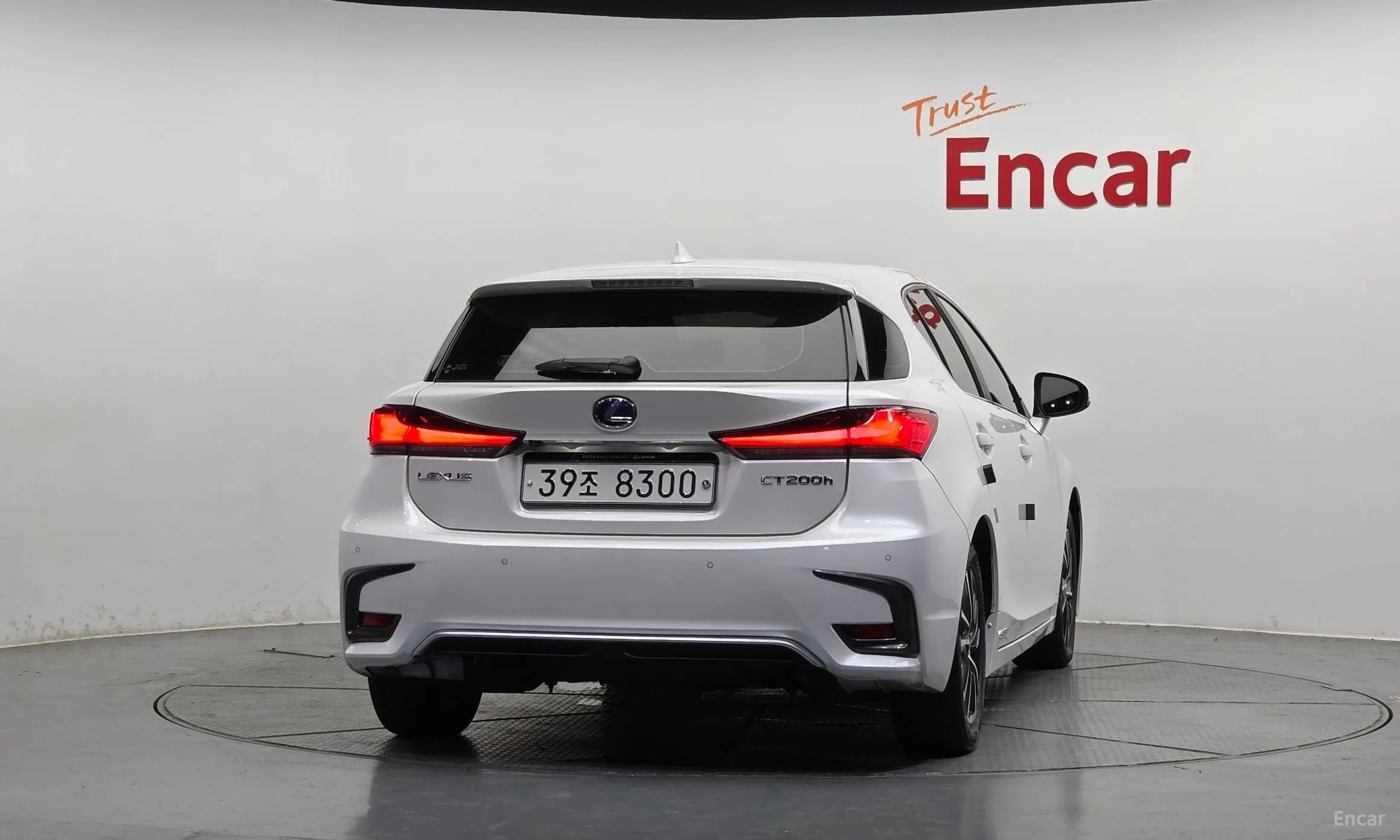 Lexus CT200h превью 4