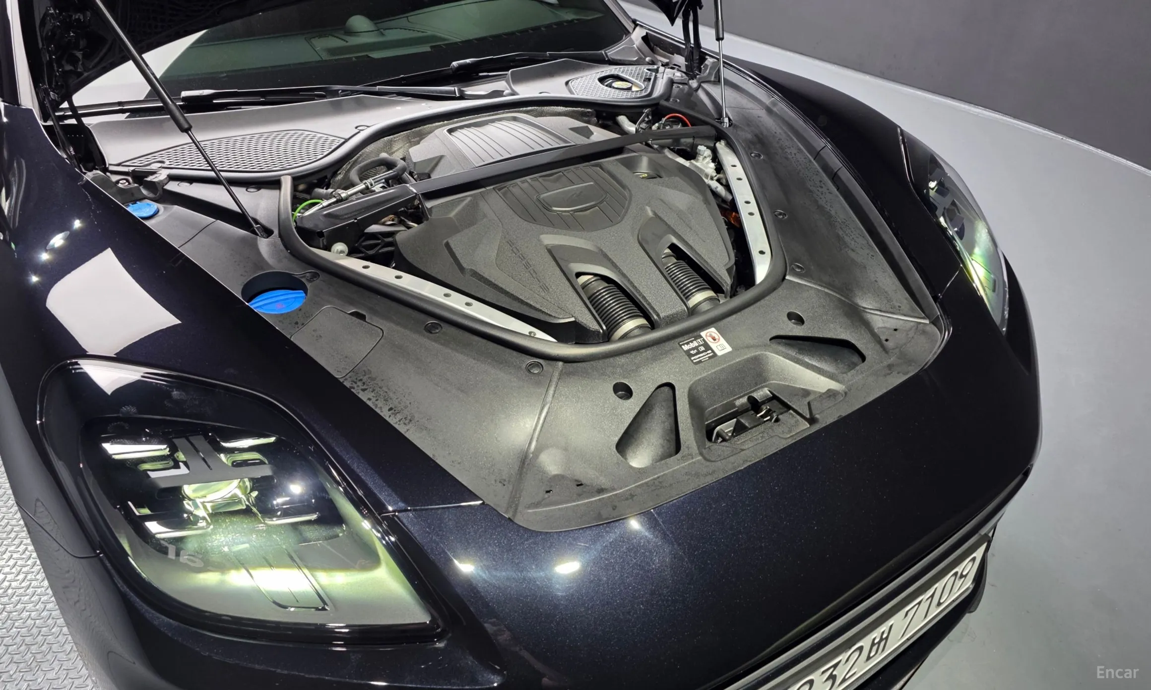 Porsche Panamera (976) превью 6