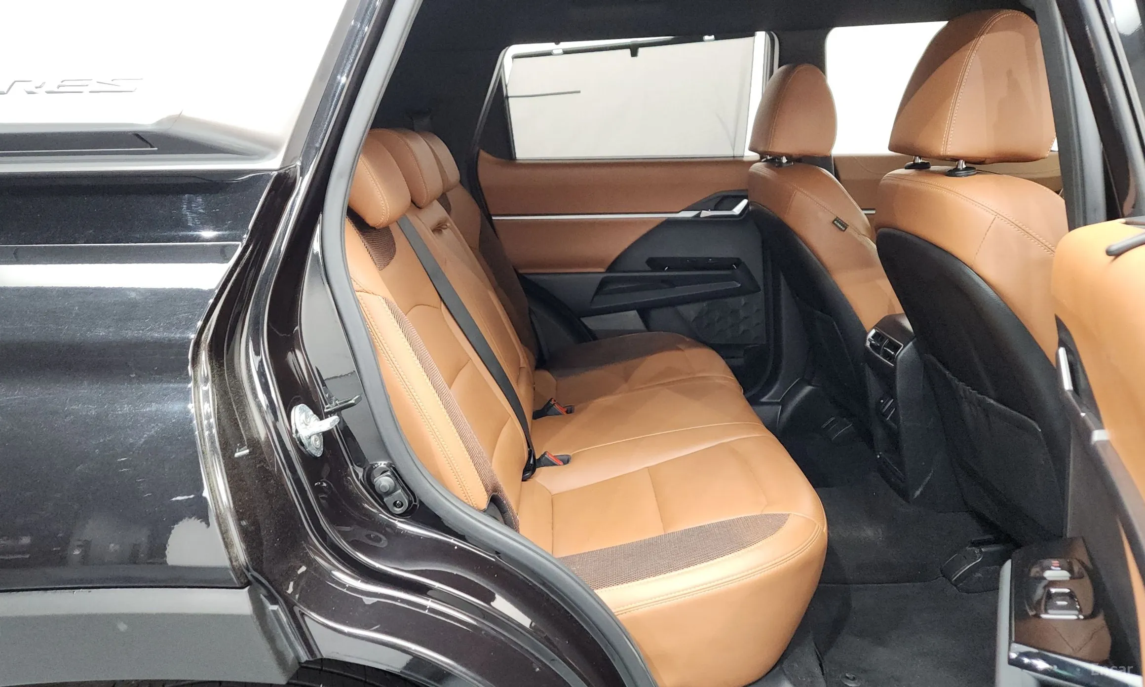 KG Mobility (SsangYong) Torres превью 11
