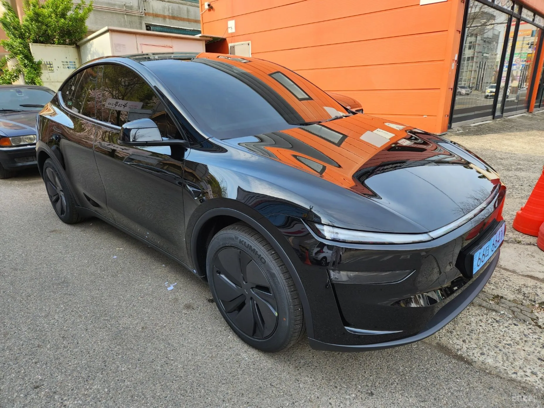 Tesla Model Y превью 3