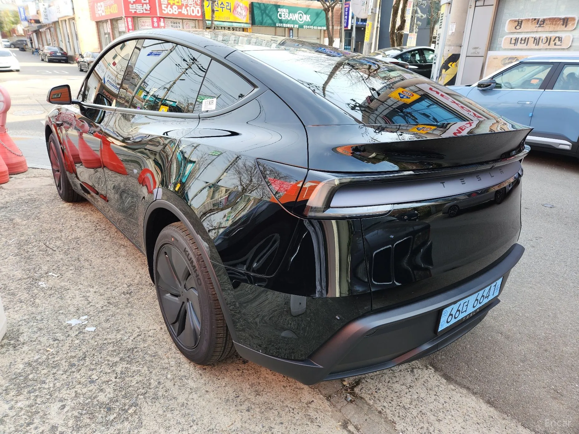 Tesla Model Y превью 5