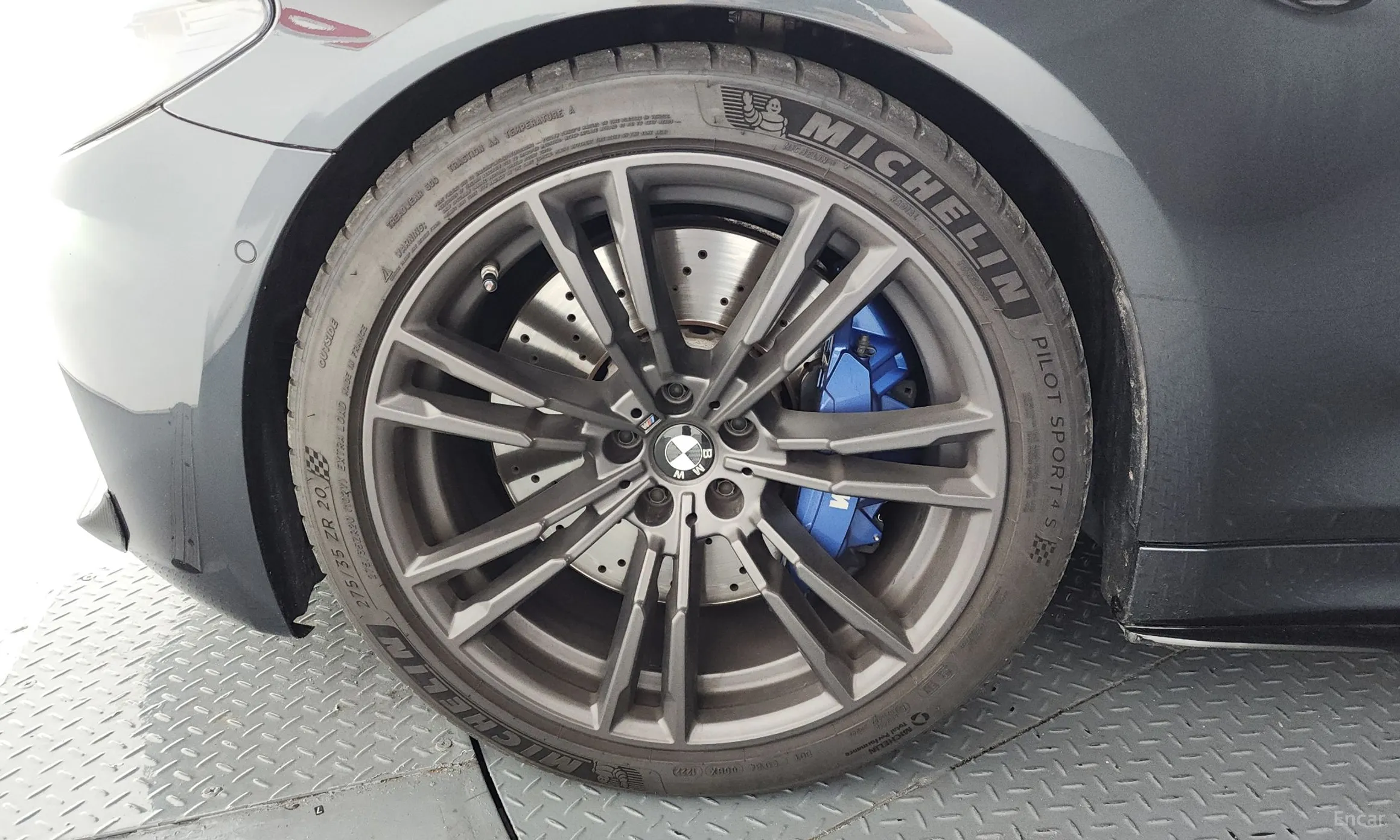 BMW M5 (F90) превью 5