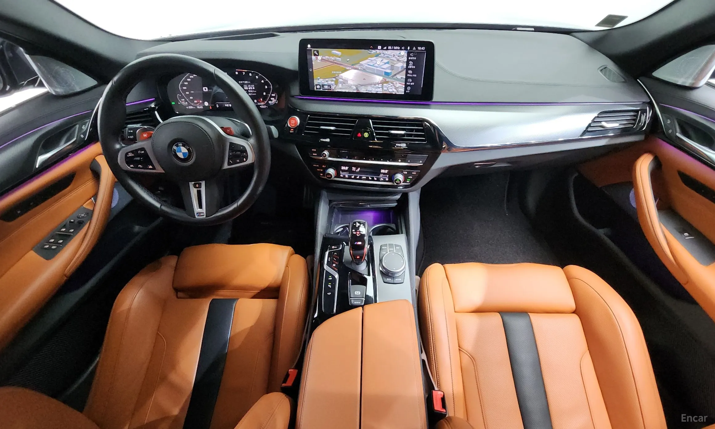 BMW M5 (F90) превью 7