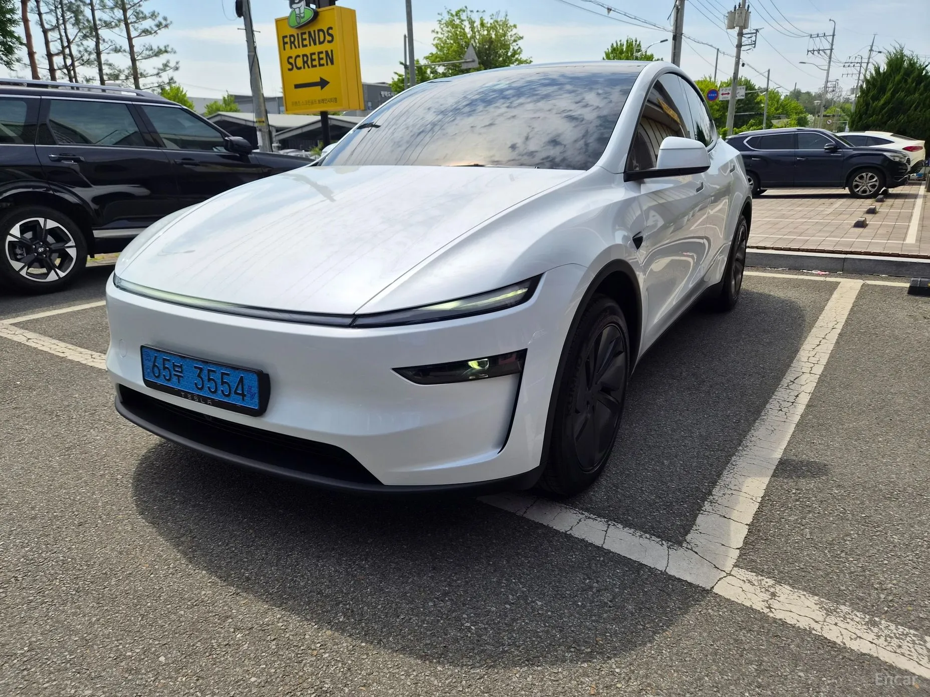 Tesla Model Y превью 2