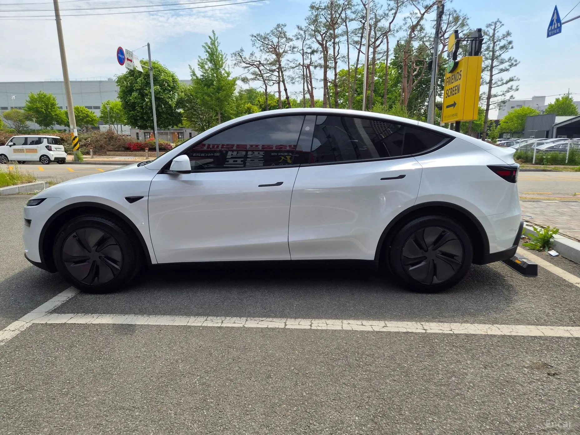 Tesla Model Y превью 3