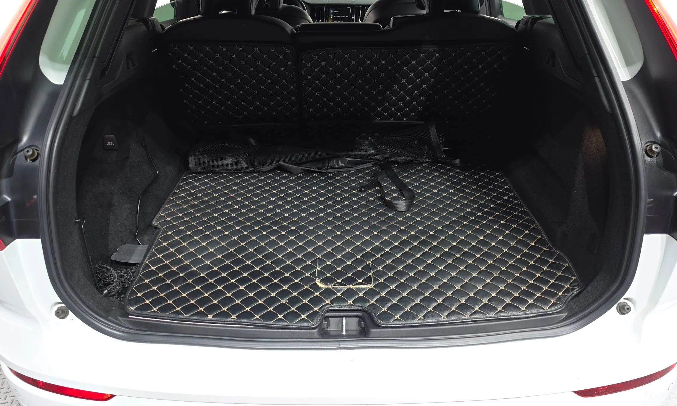 Volvo XC60 Gen 2 превью 19