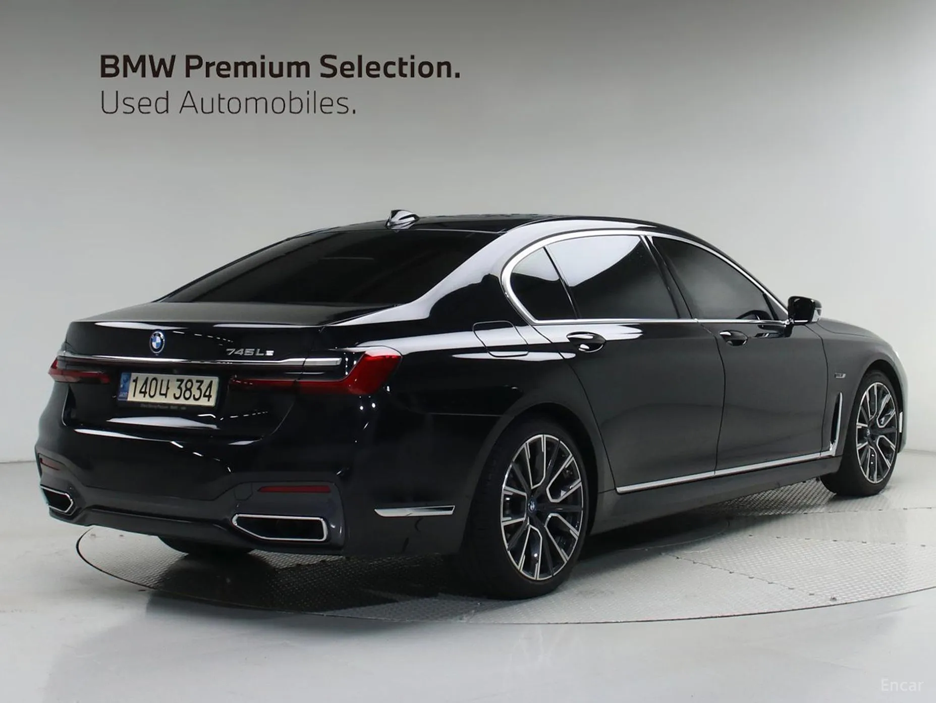 BMW 7 Series (G11) превью 2