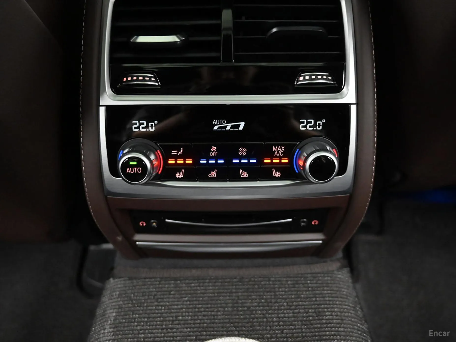 BMW 7 Series (G11) превью 16