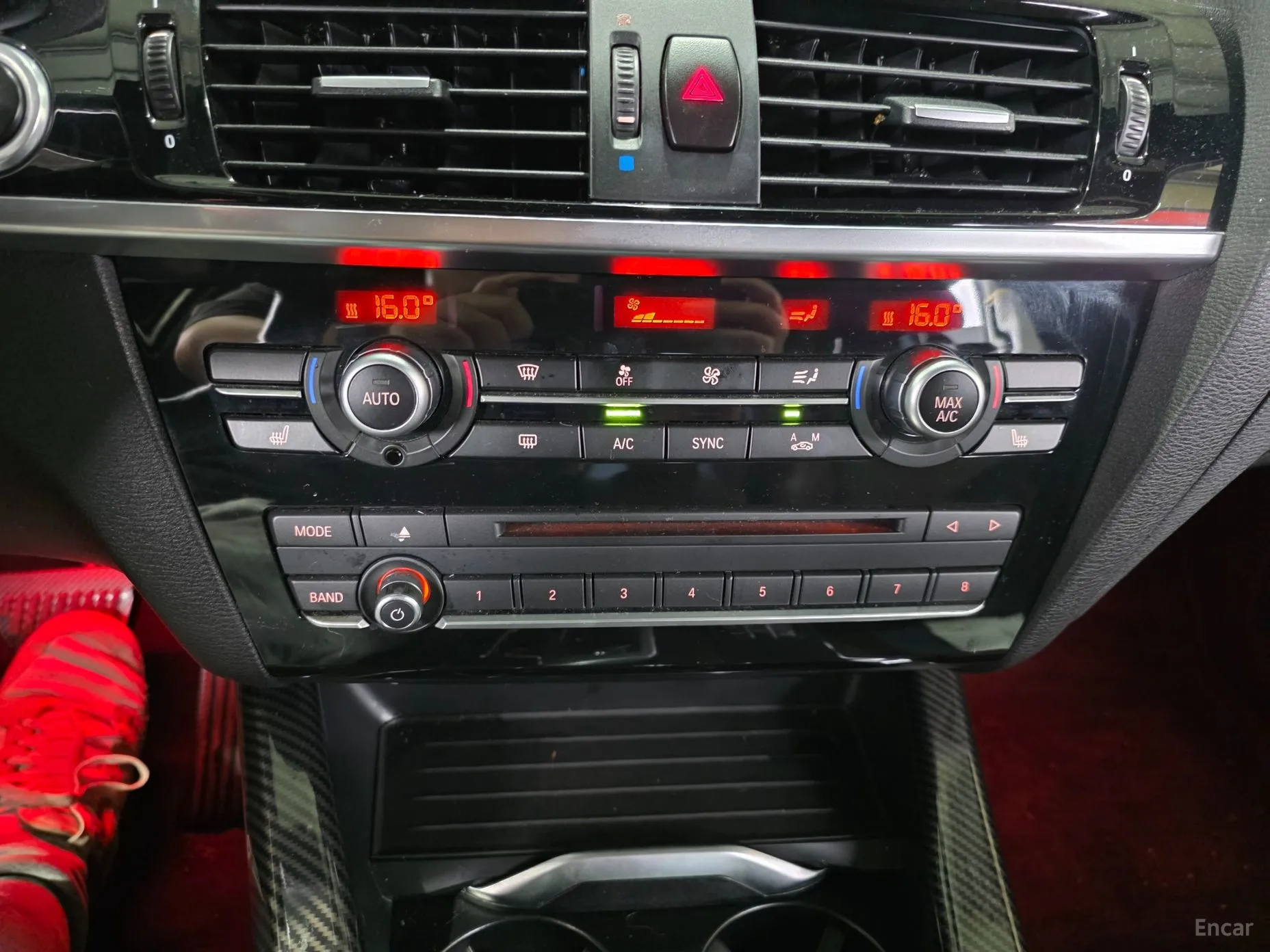 BMW X4 (F26) превью 12