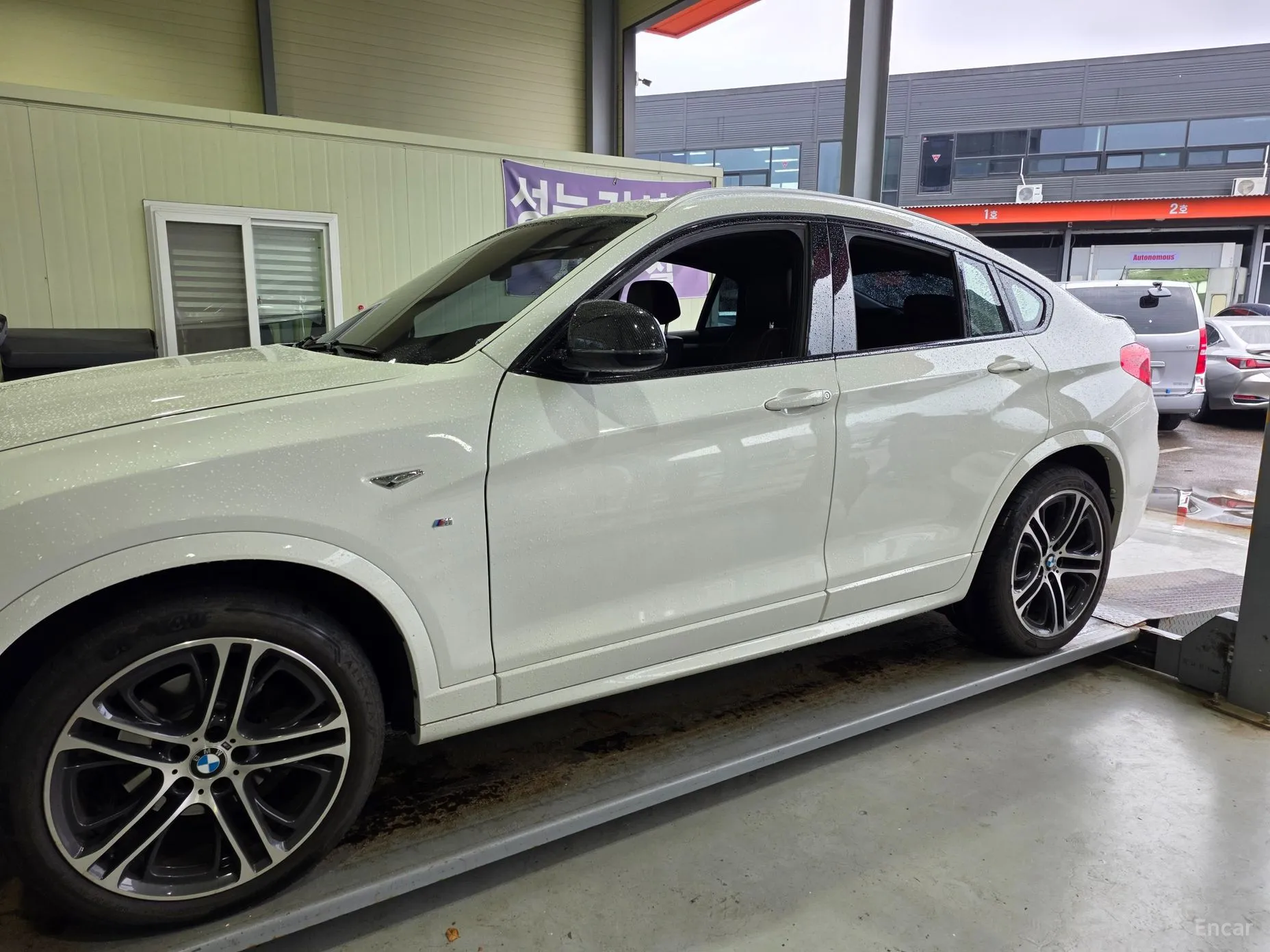 BMW X4 (F26)