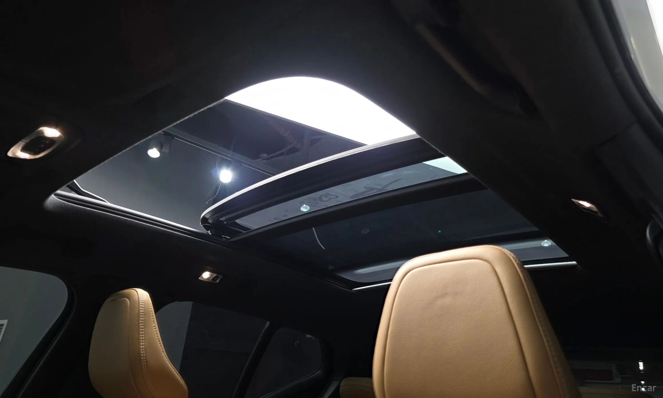 Volvo XC40 превью 15