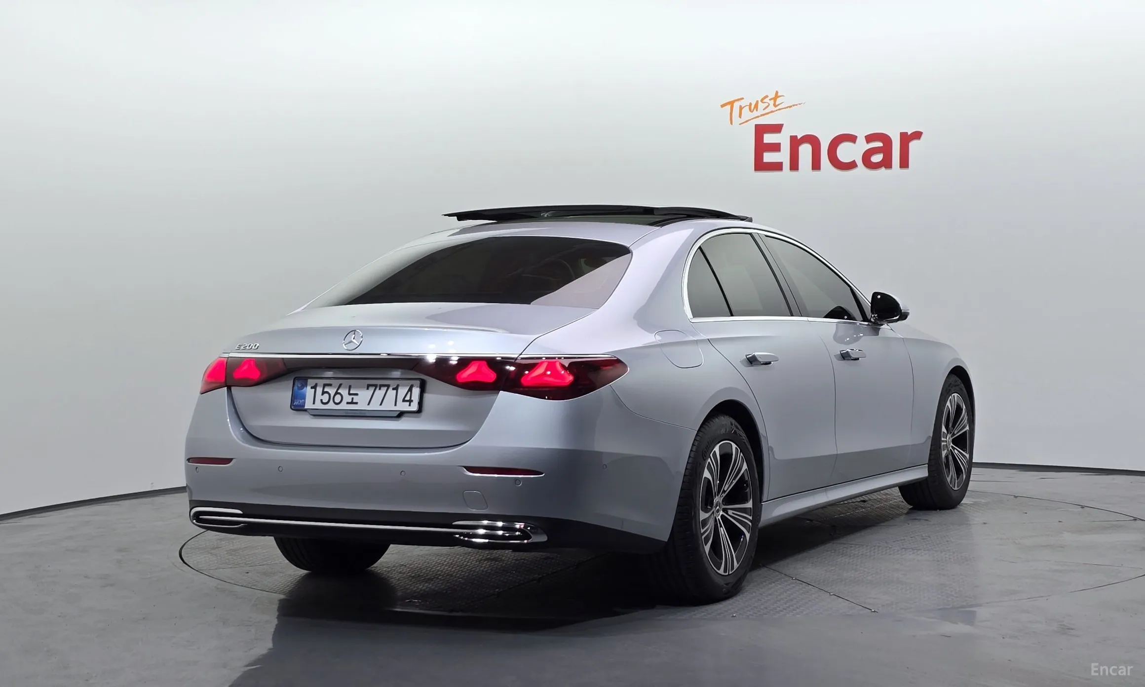 Mercedes Benz E-Class W214 превью 2