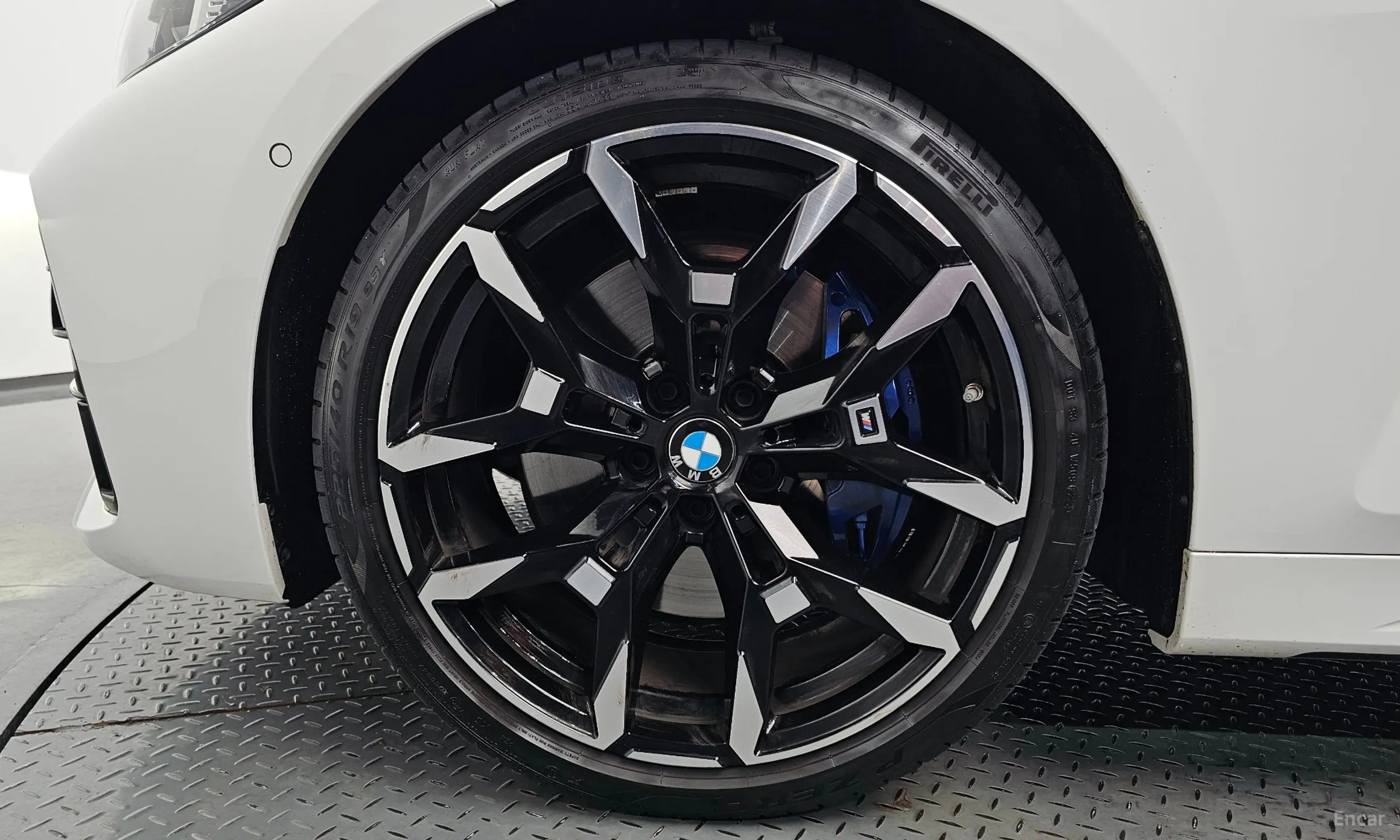 BMW Series 4 (G22) превью 5