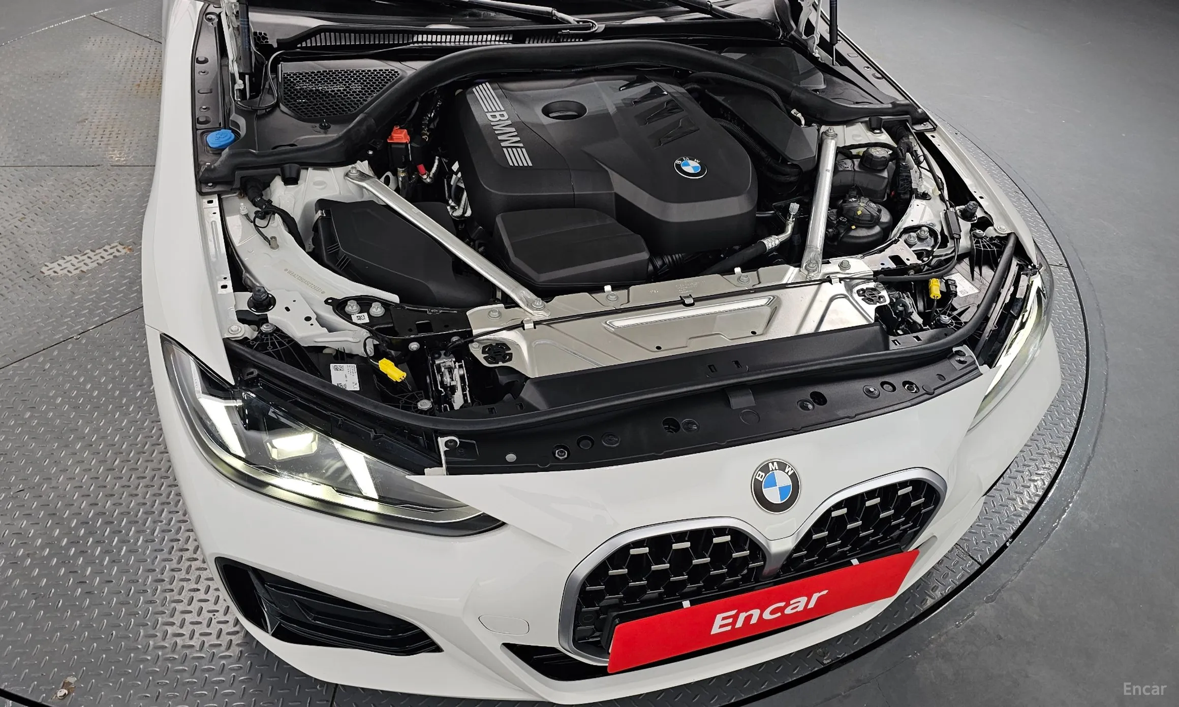 BMW Series 4 (G22) превью 6
