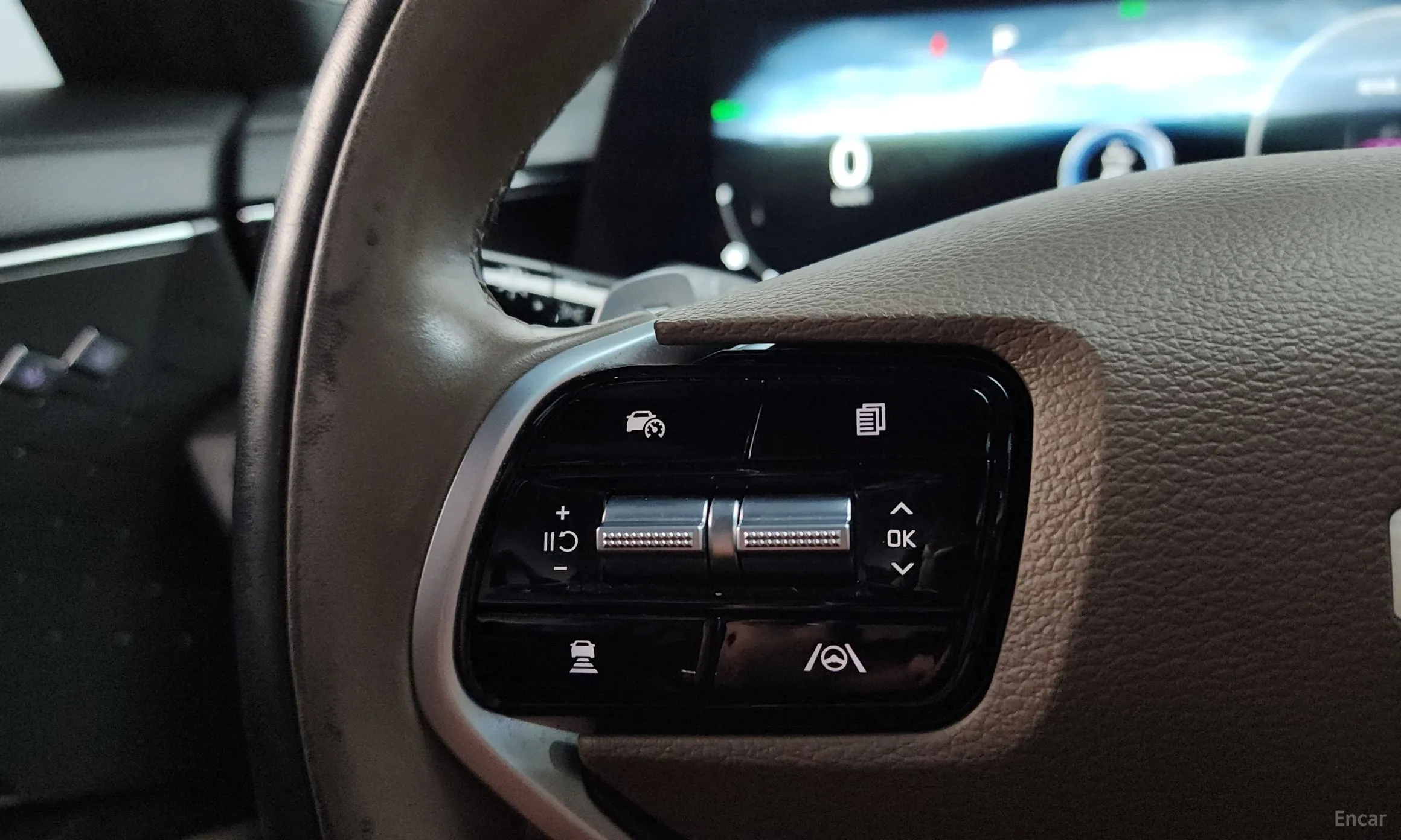 Kia K8 Hybrid превью 18