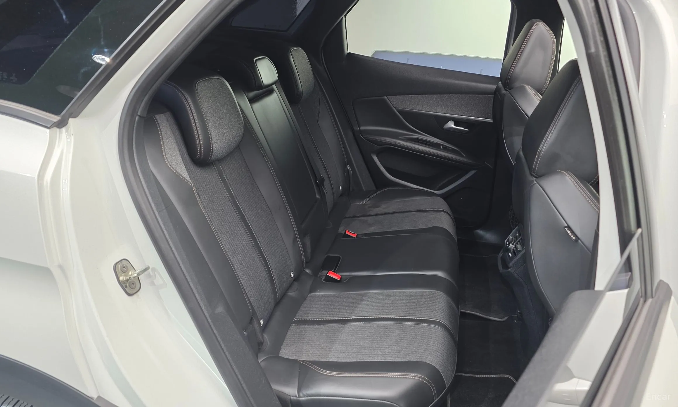 Peugeot 3008 2nd generation превью 11