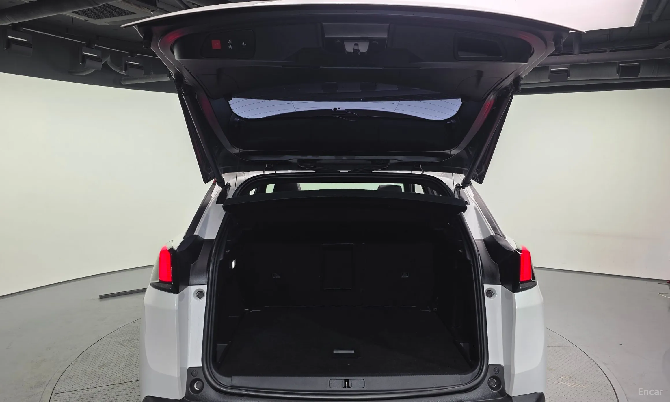 Peugeot 3008 2nd generation превью 20