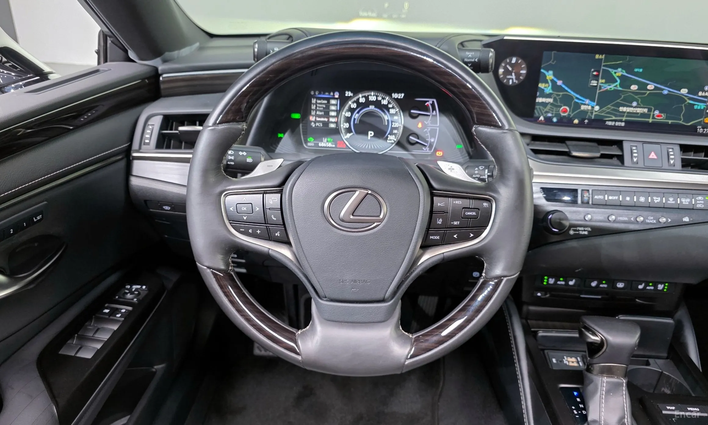 Lexus ES300h 7th Generation превью 13