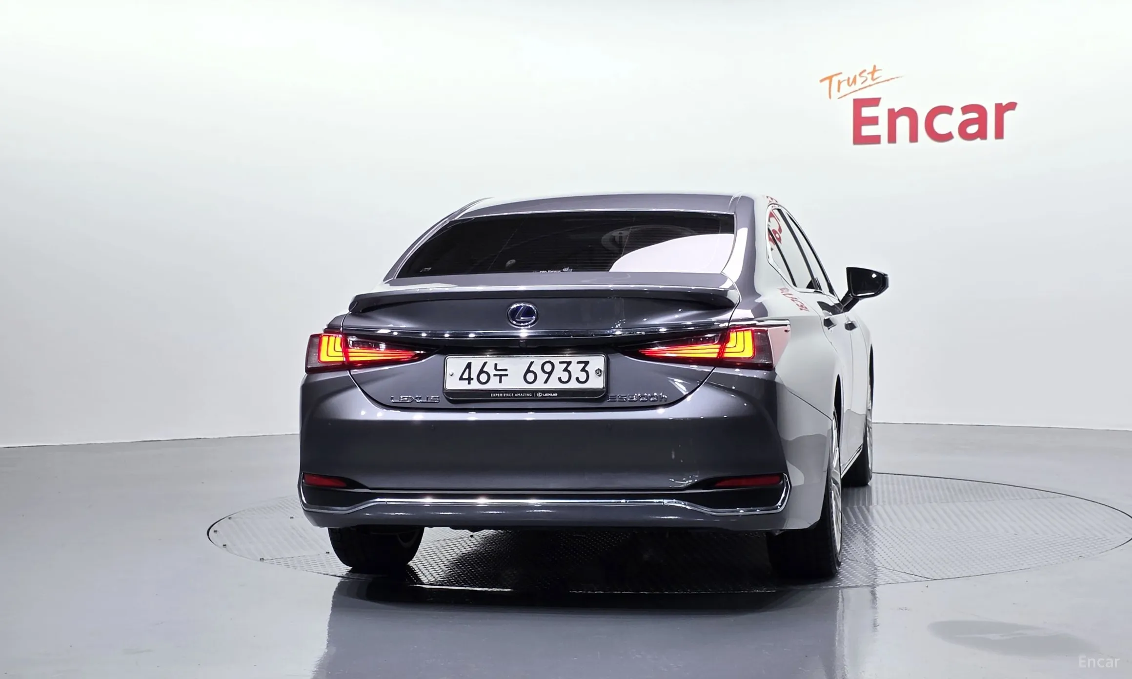 Lexus ES300h 7th Generation превью 4