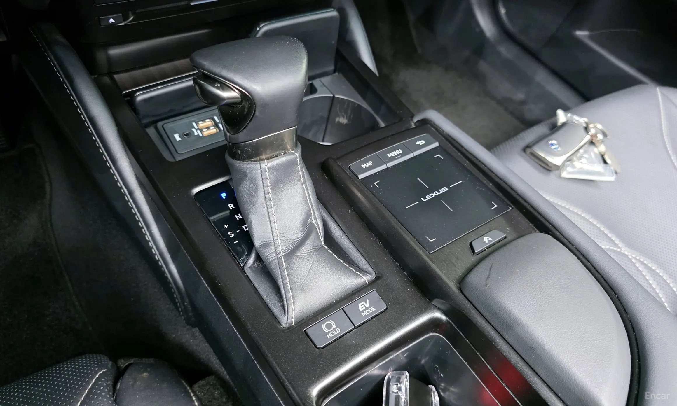 Lexus ES300h 7th Generation превью 9