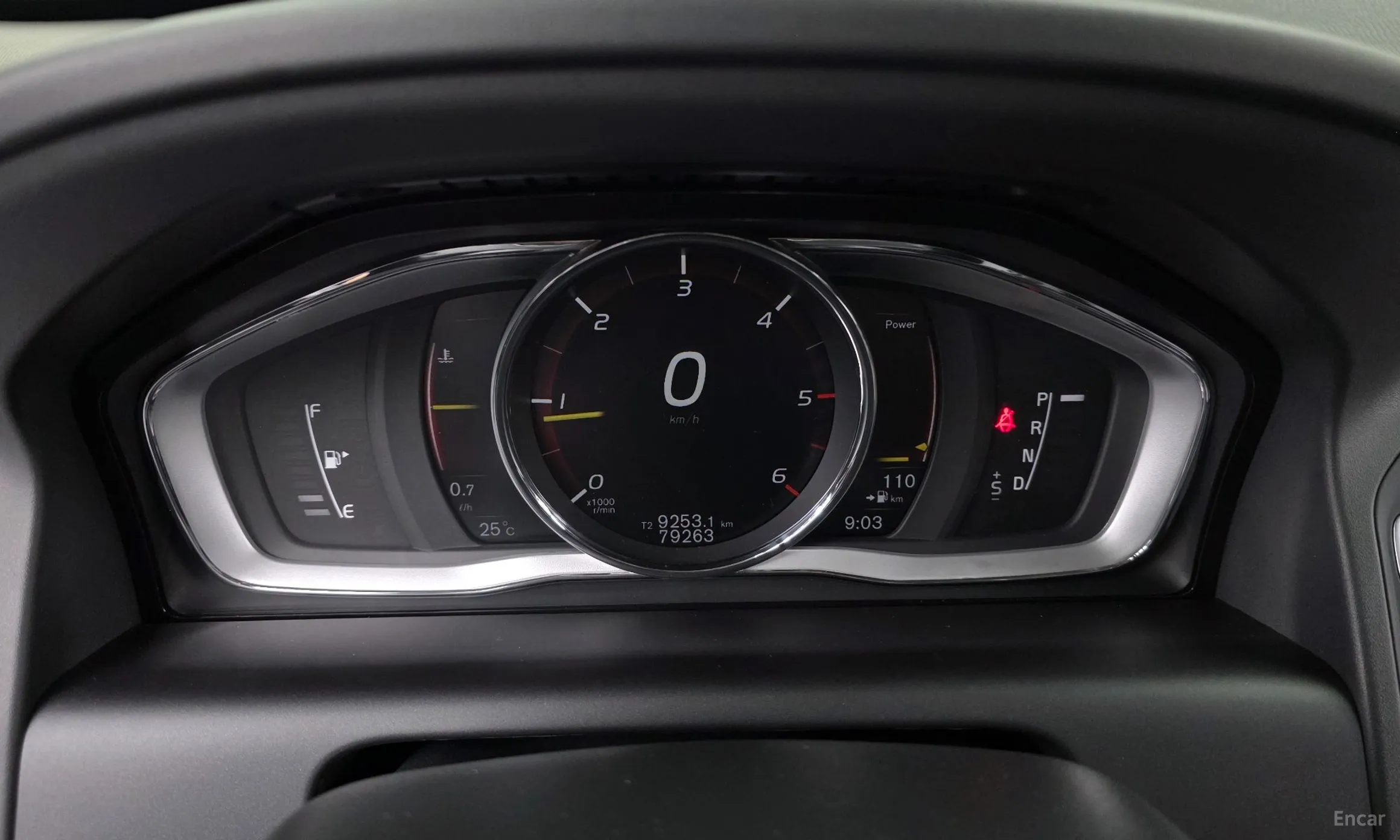 Volvo XC60 превью 8