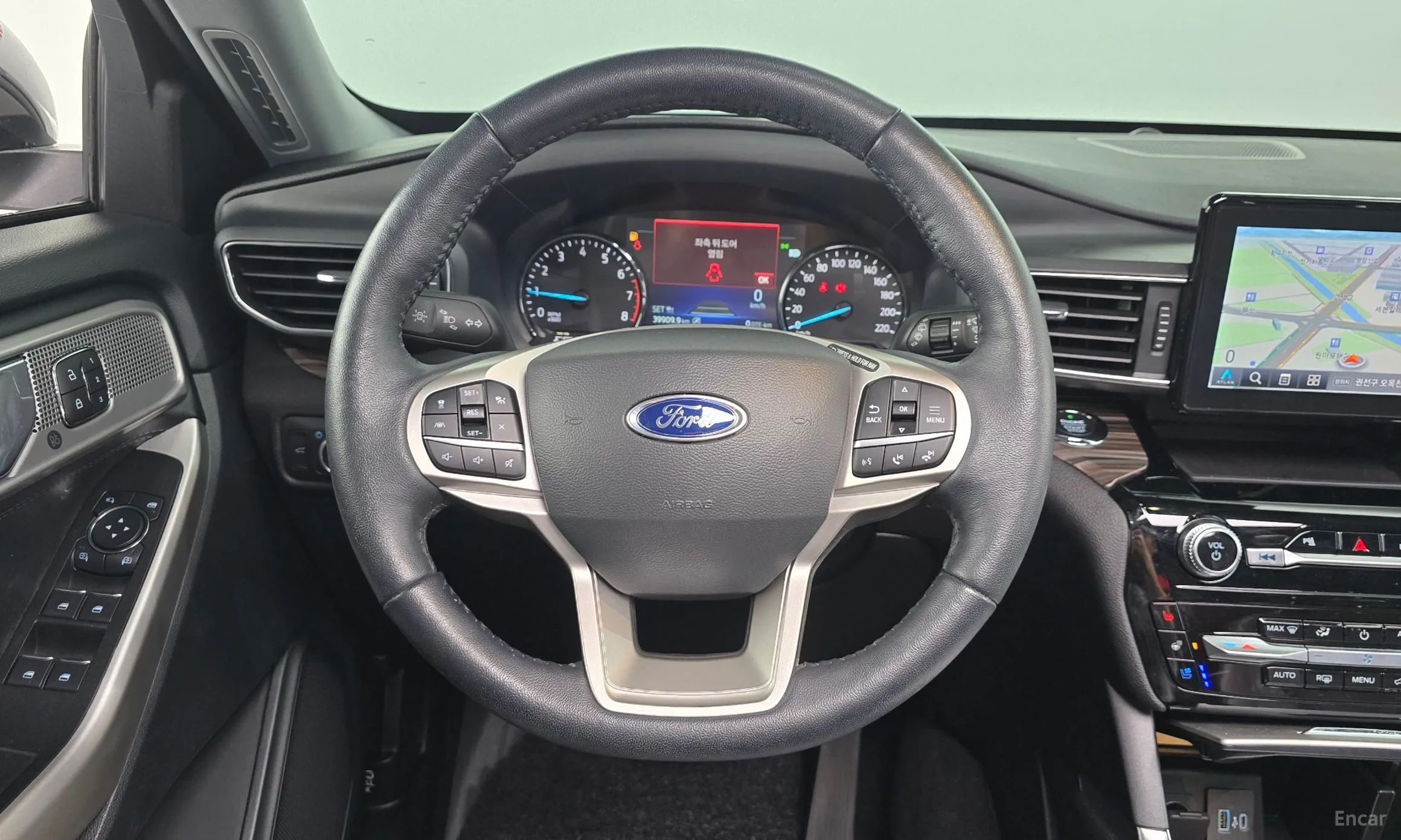 Ford Explorer 6th Generation превью 13