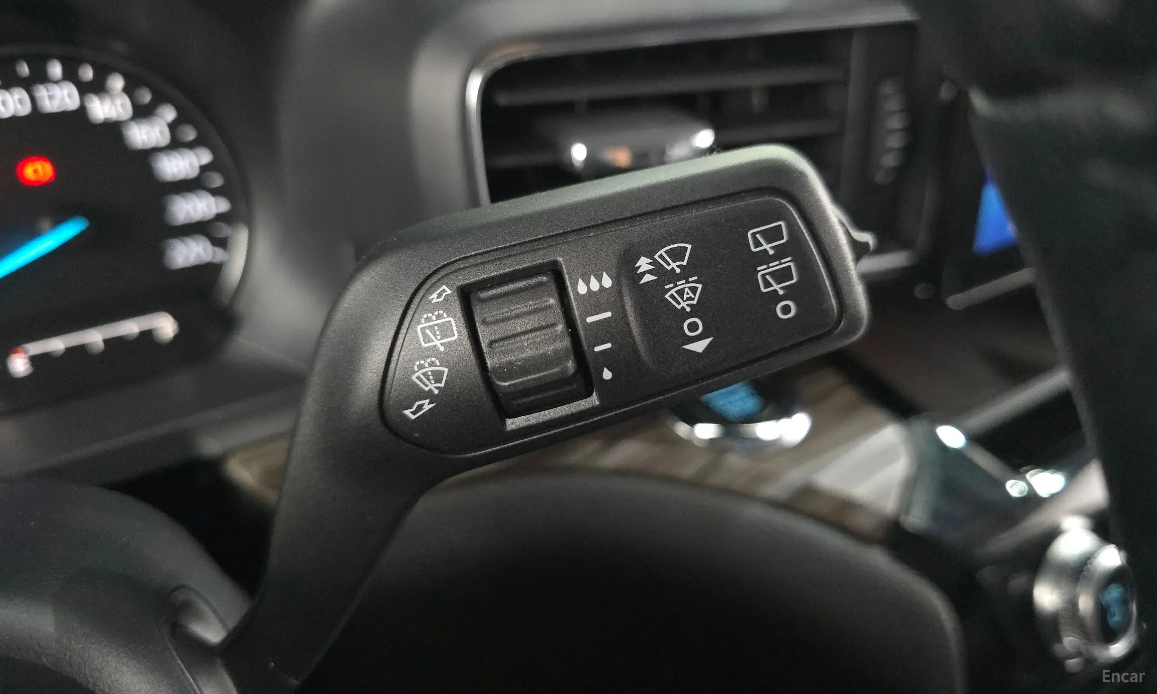 Ford Explorer 6th Generation превью 14