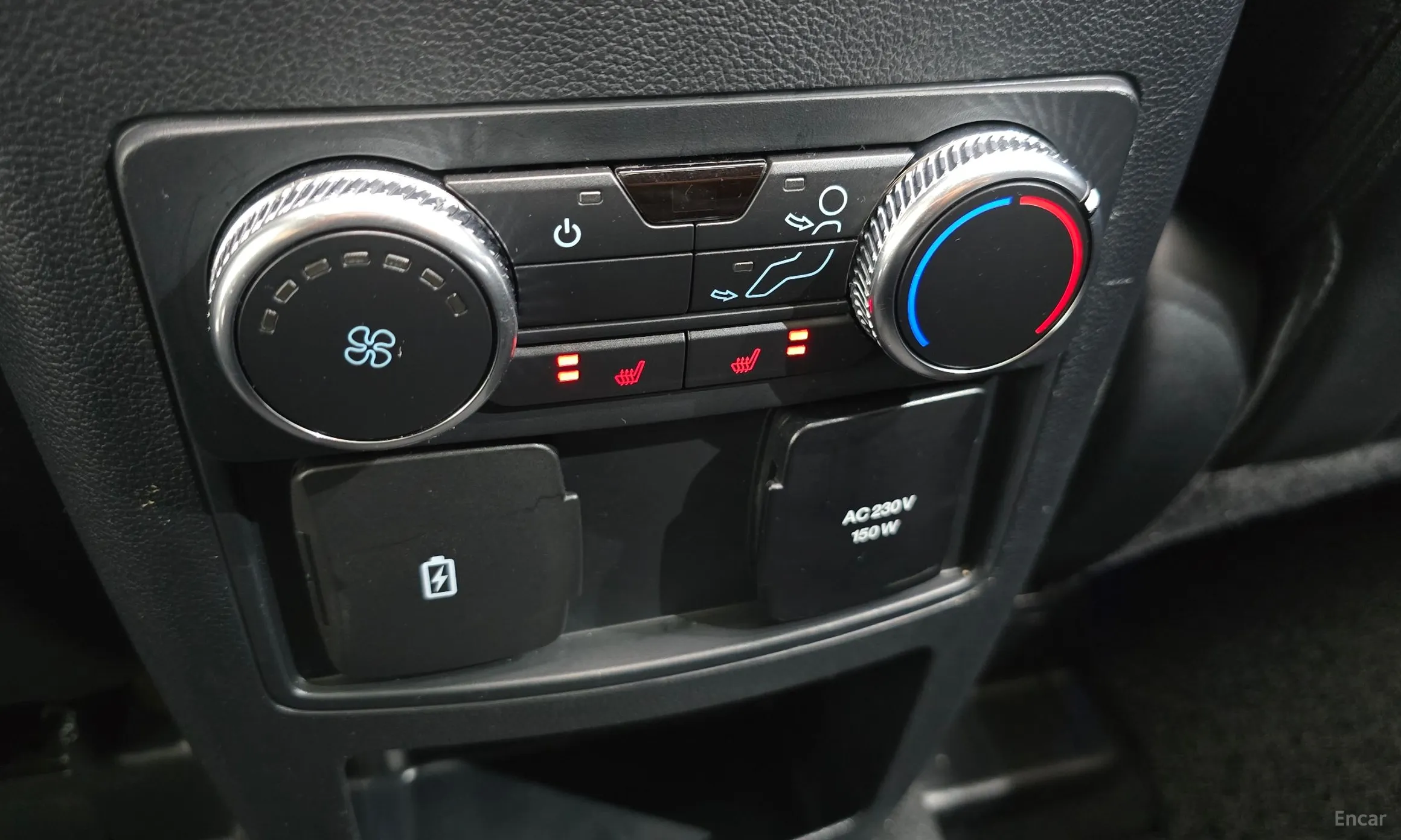 Ford Explorer 6th Generation превью 19