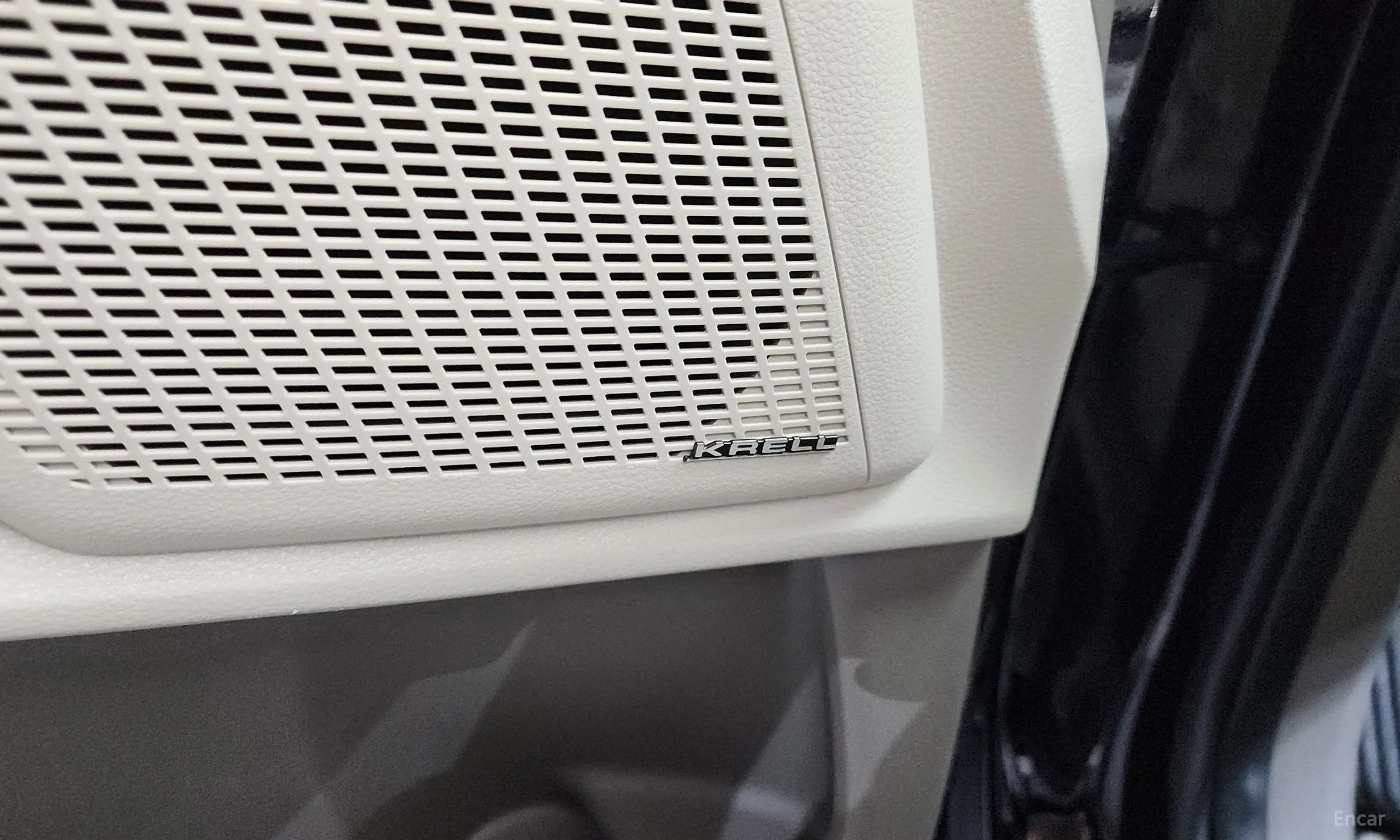 Kia Carnival Gen 4 превью 19