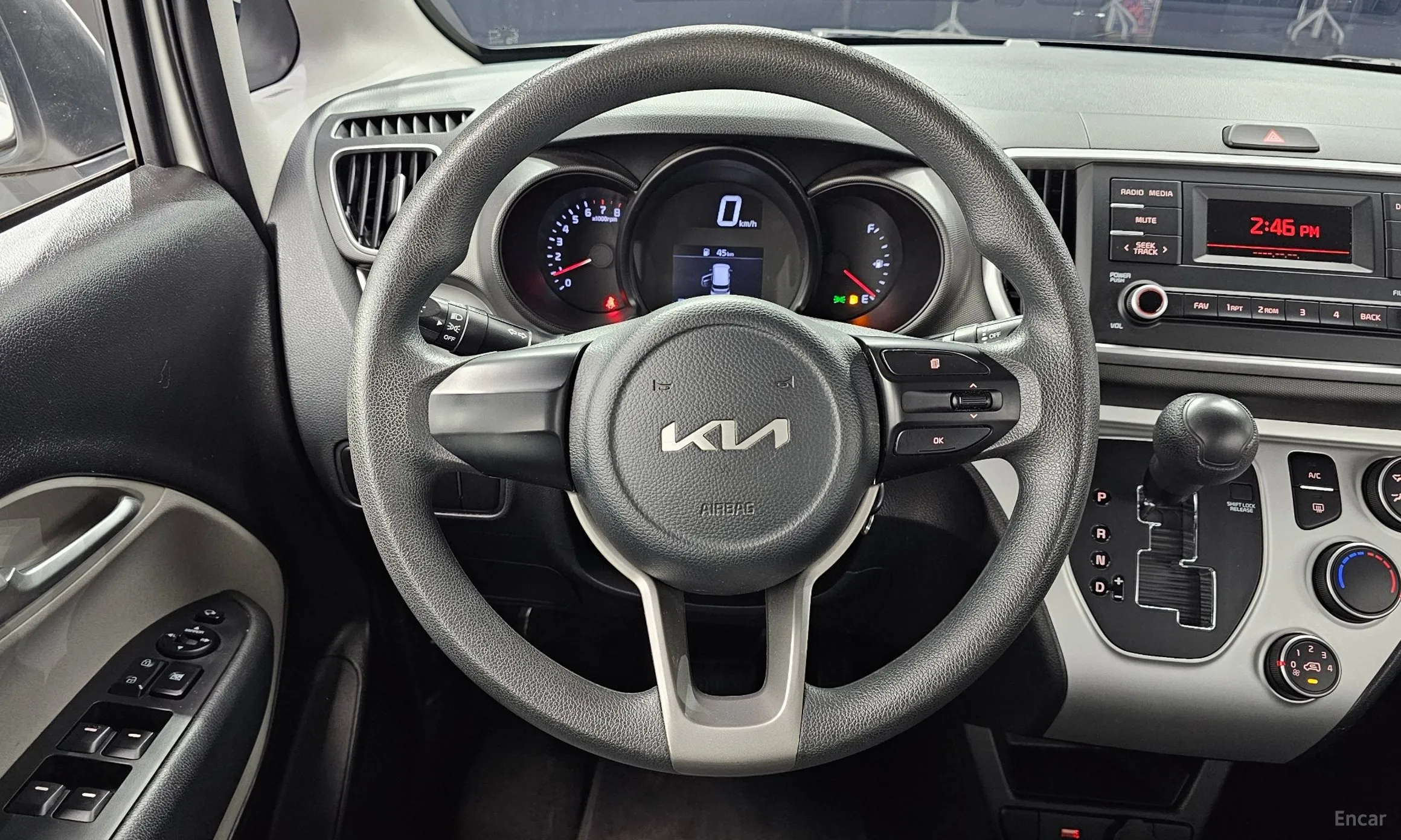 Kia Ray превью 13