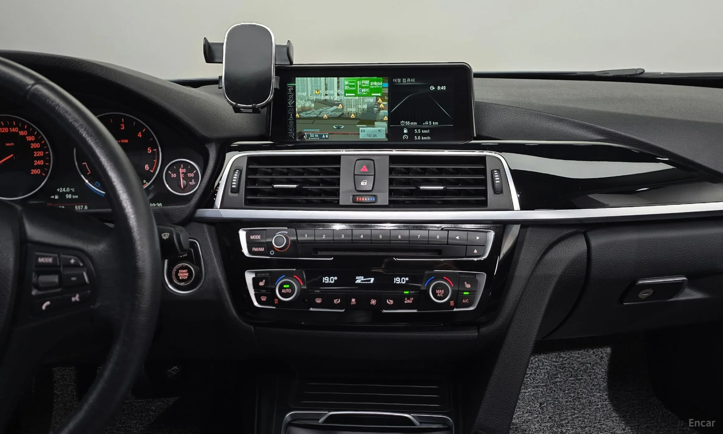BMW 3 Series (F30) превью 13