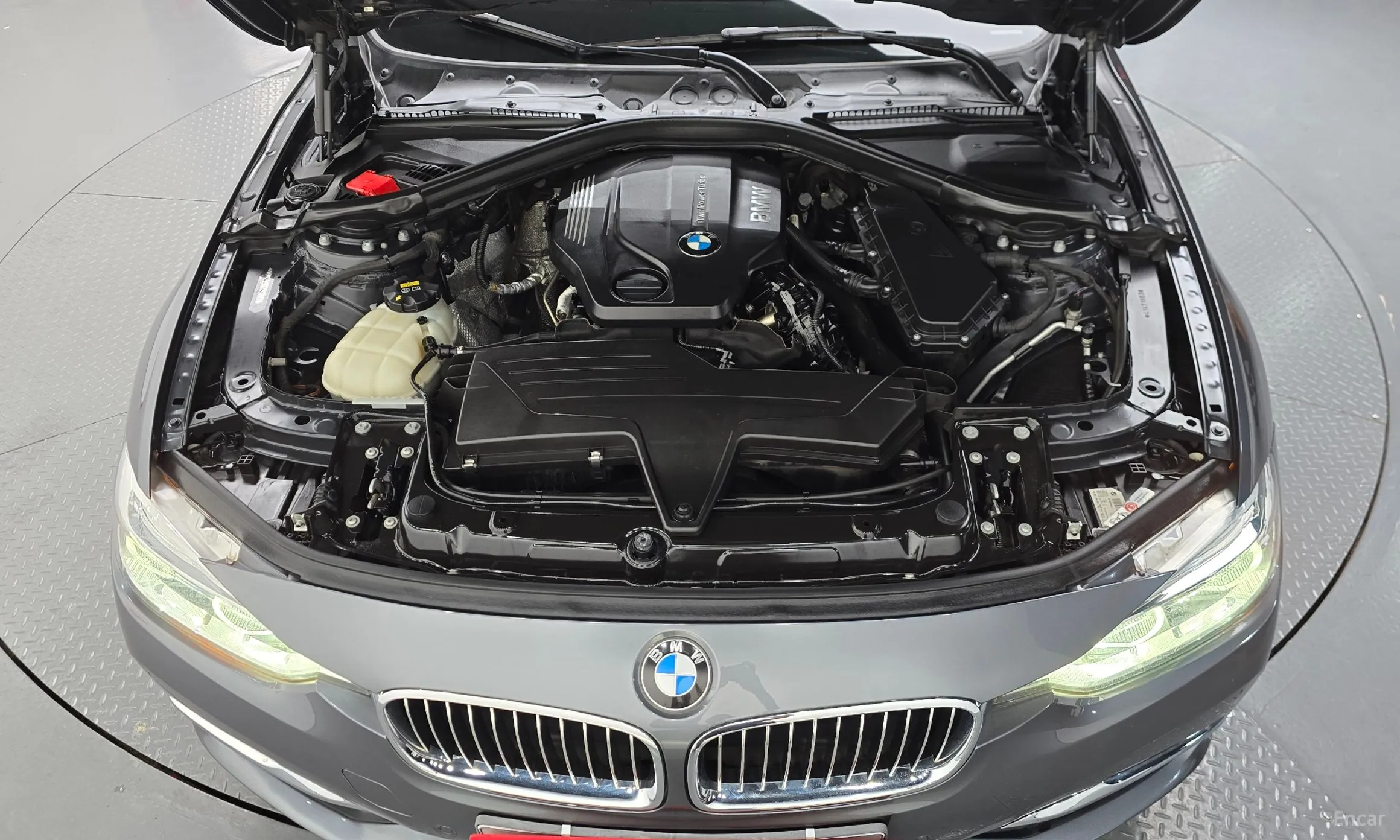 BMW 3 Series (F30) превью 6