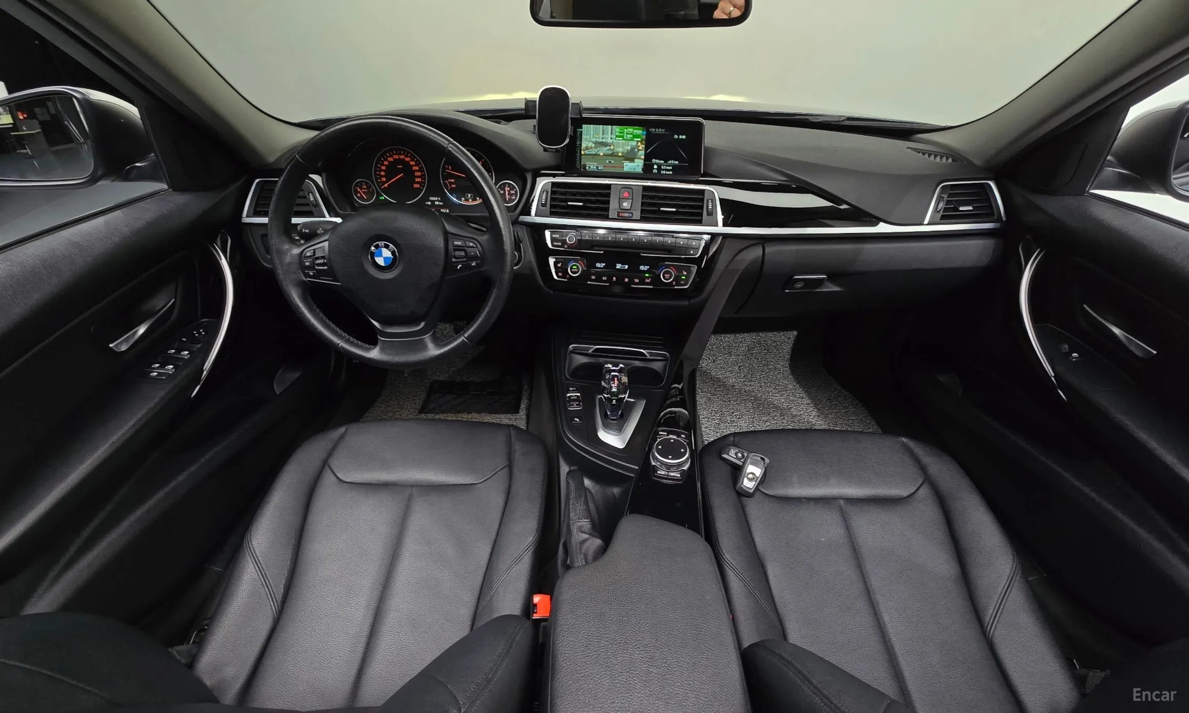 BMW 3 Series (F30) превью 7