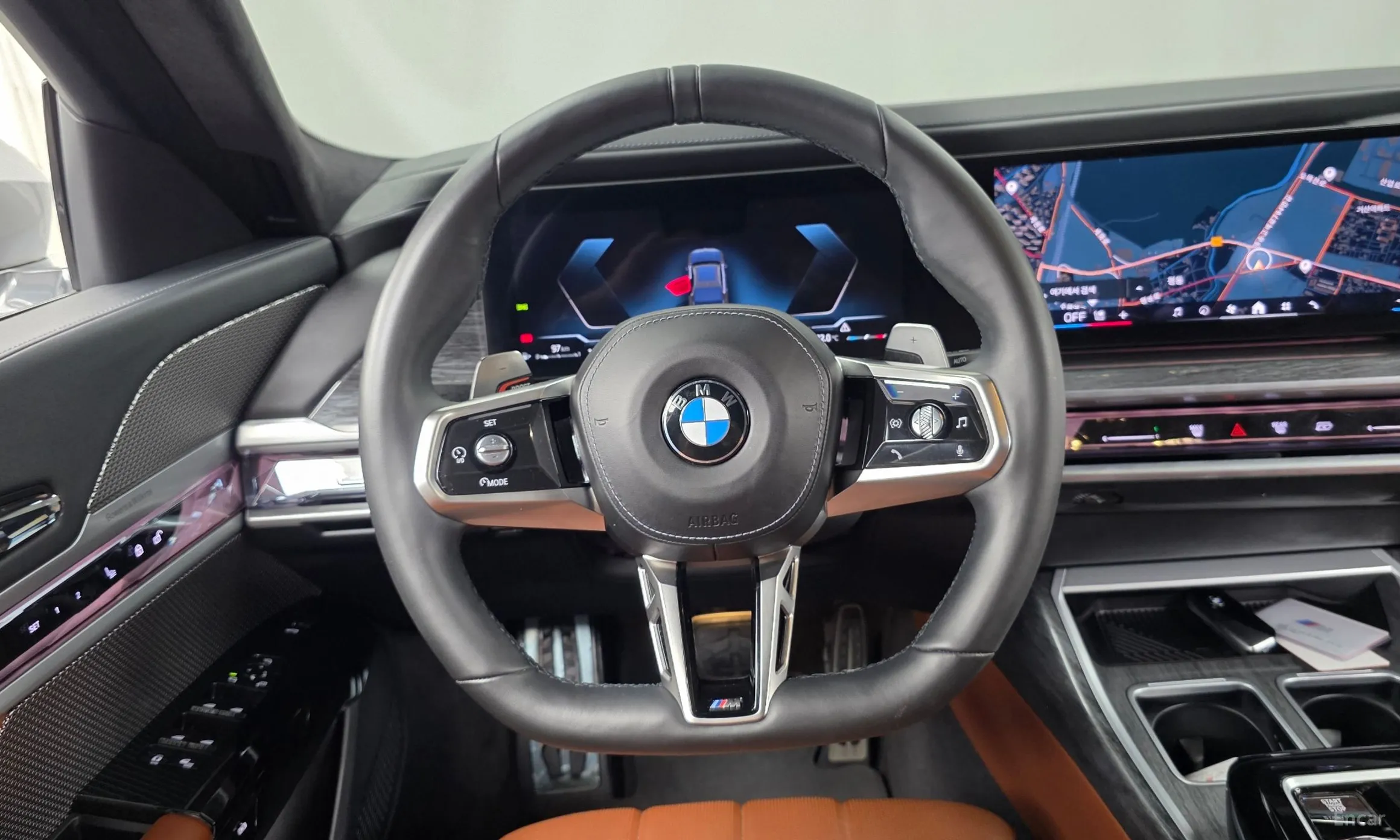 BMW 7 Series (G70) превью 13