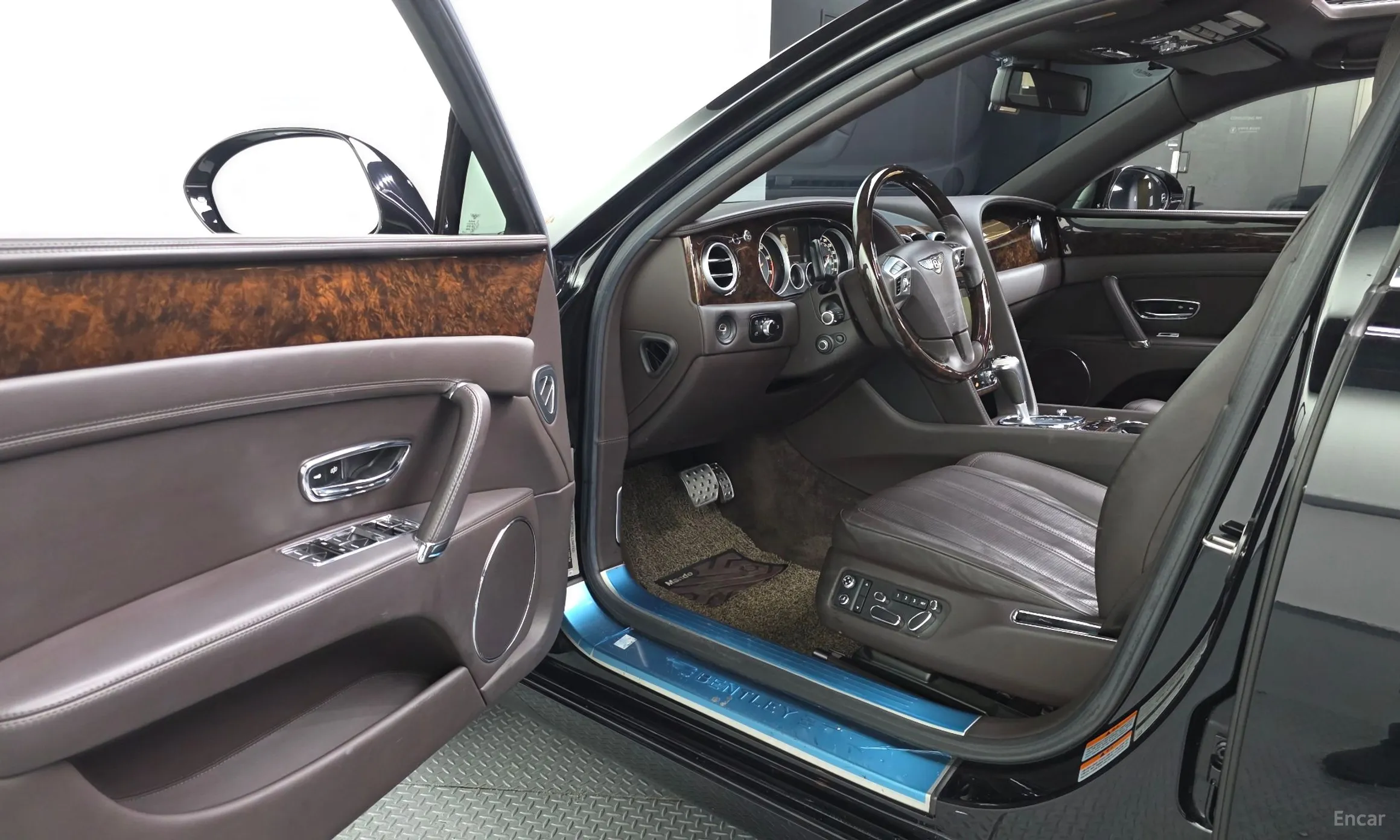 Bentley Flying Spur 2nd Generation превью 10