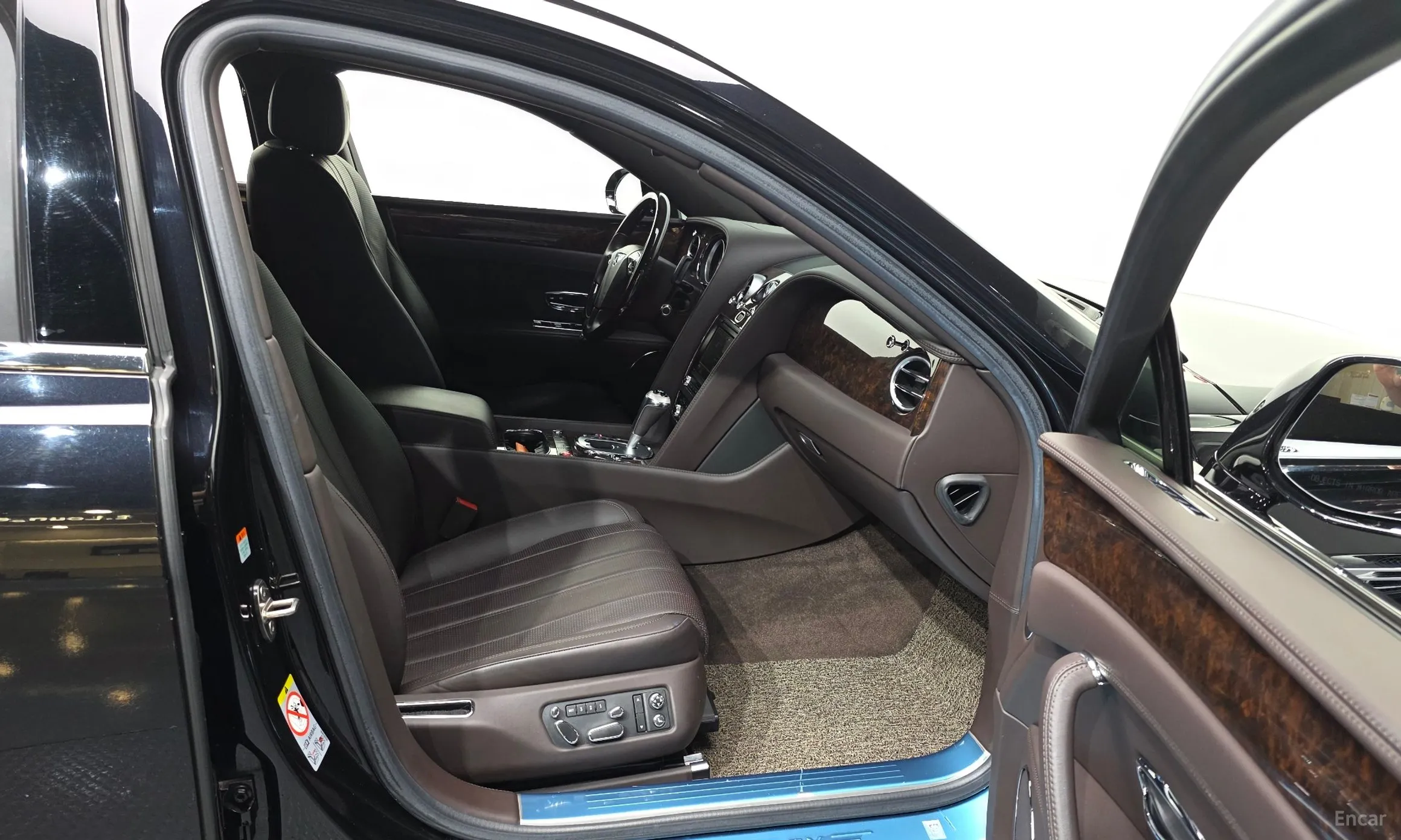 Bentley Flying Spur 2nd Generation превью 11