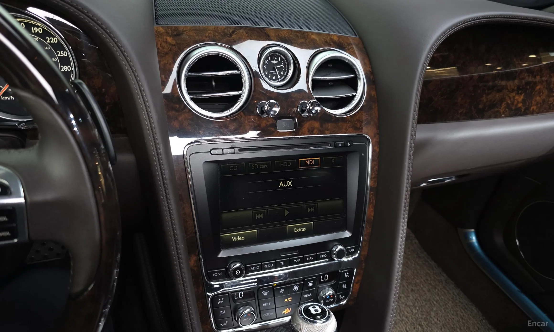 Bentley Flying Spur 2nd Generation превью 15